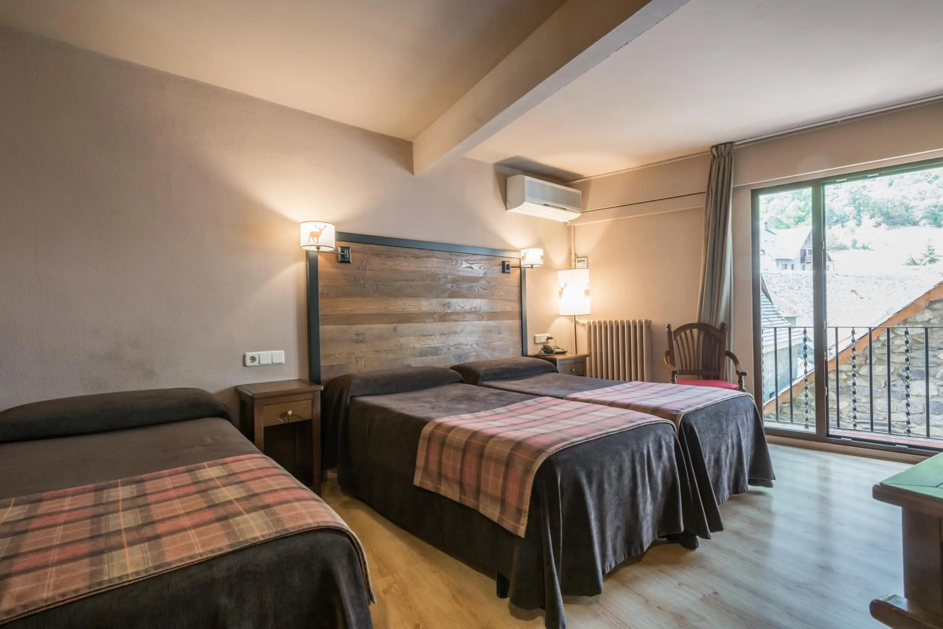 Photo of the whole room, Bed in Riu Nere Mountain Hotel