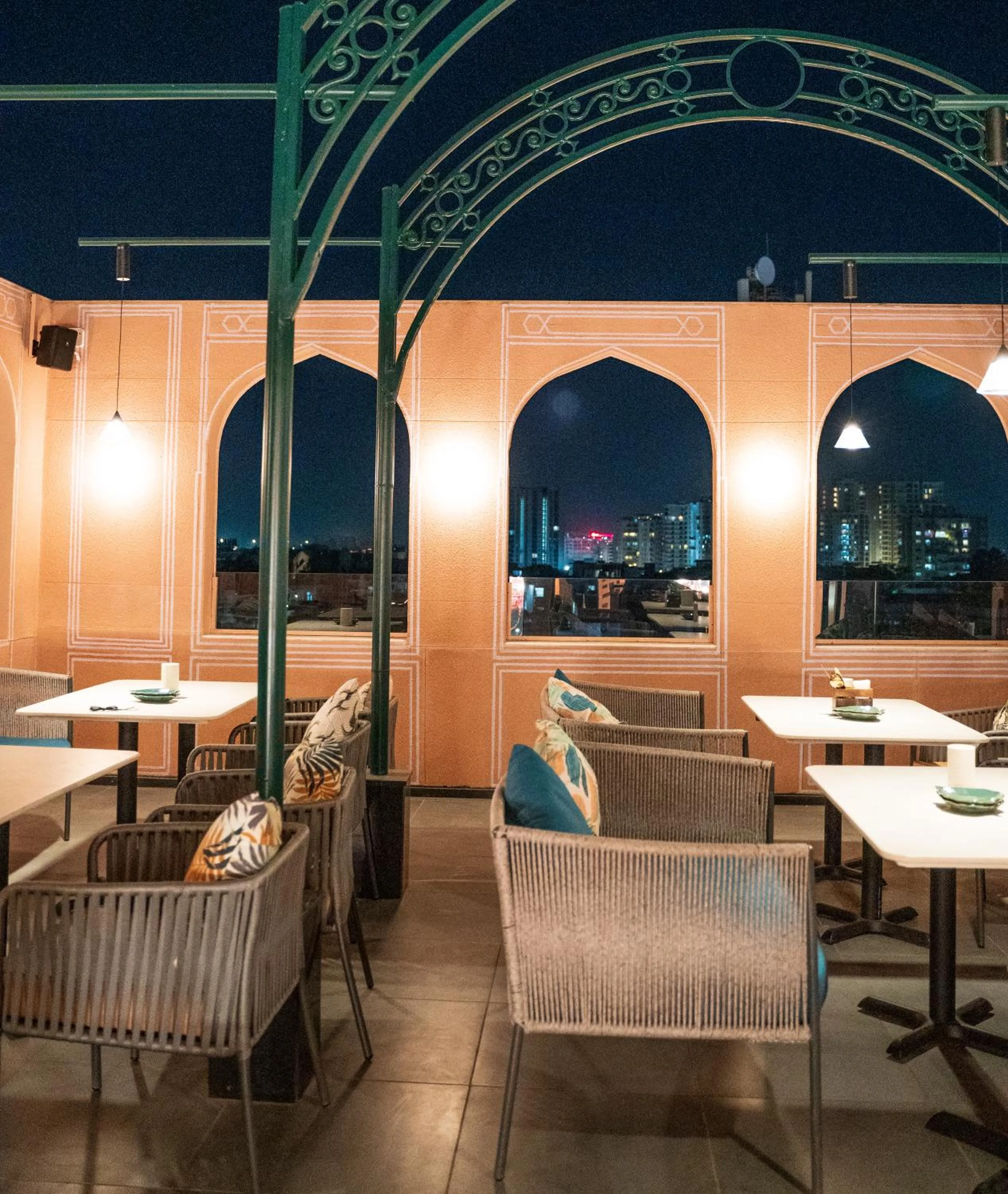 Restaurant/places to eat in Bur'Dera - a Boutique Luxury Hotel