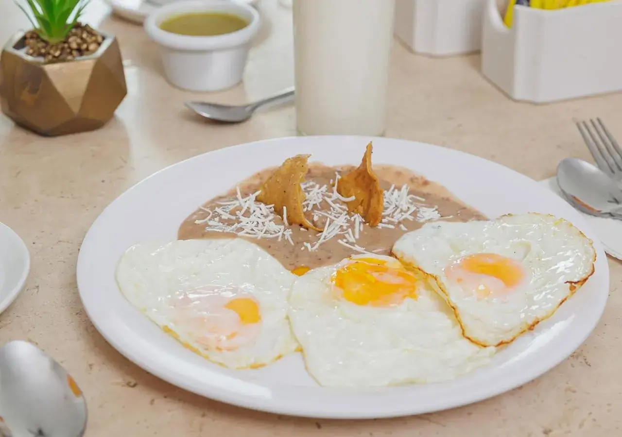 Breakfast in Hotel México Plaza Celaya Breakfast in Hotel México Plaza Celaya