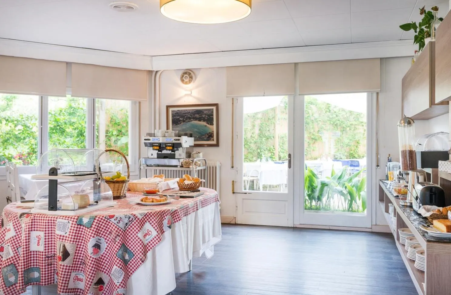 Breakfast in Hotel Ancora