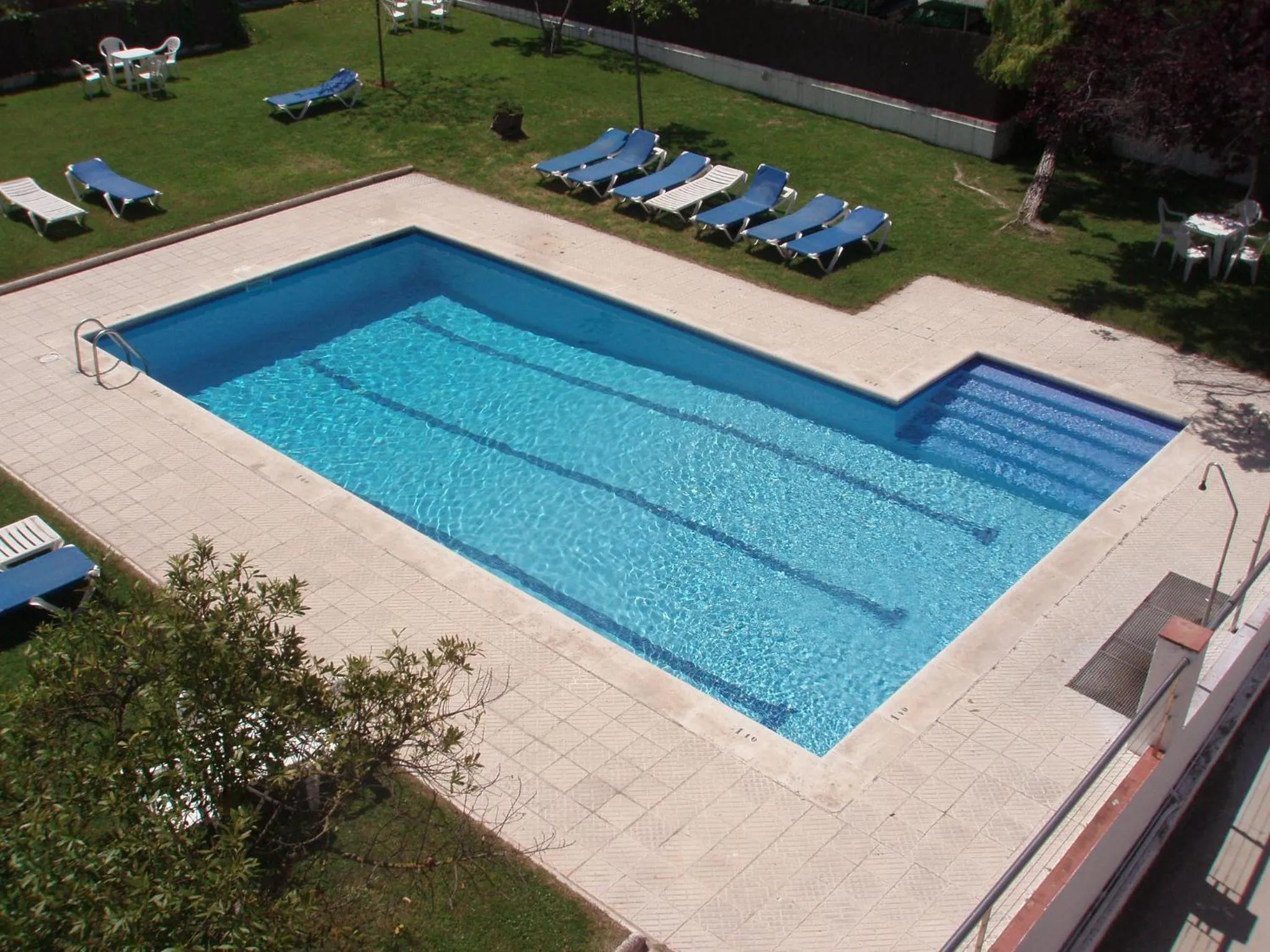 Swimming pool in Hotel Ancora