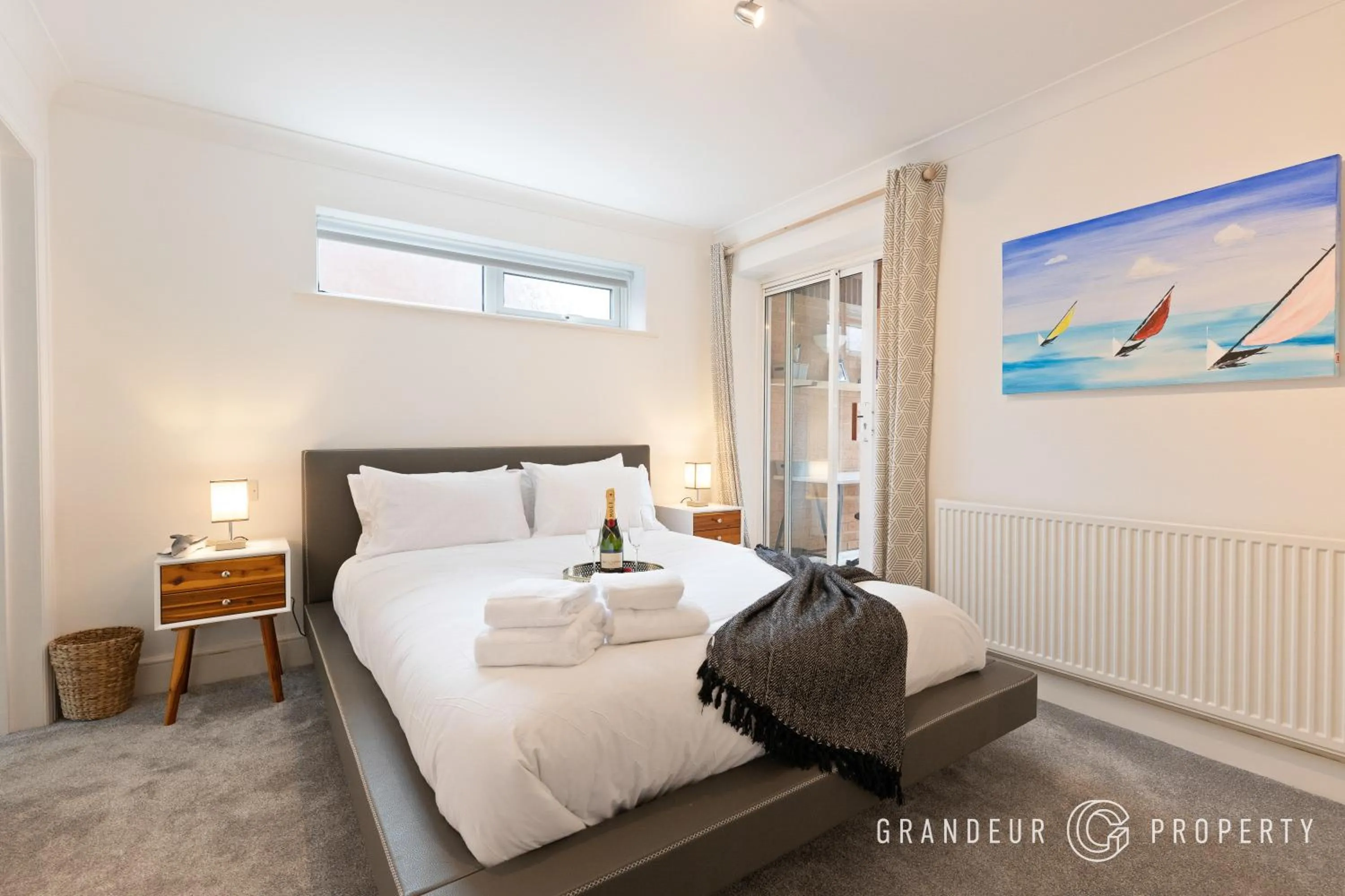 Island Views by Grandeur Property