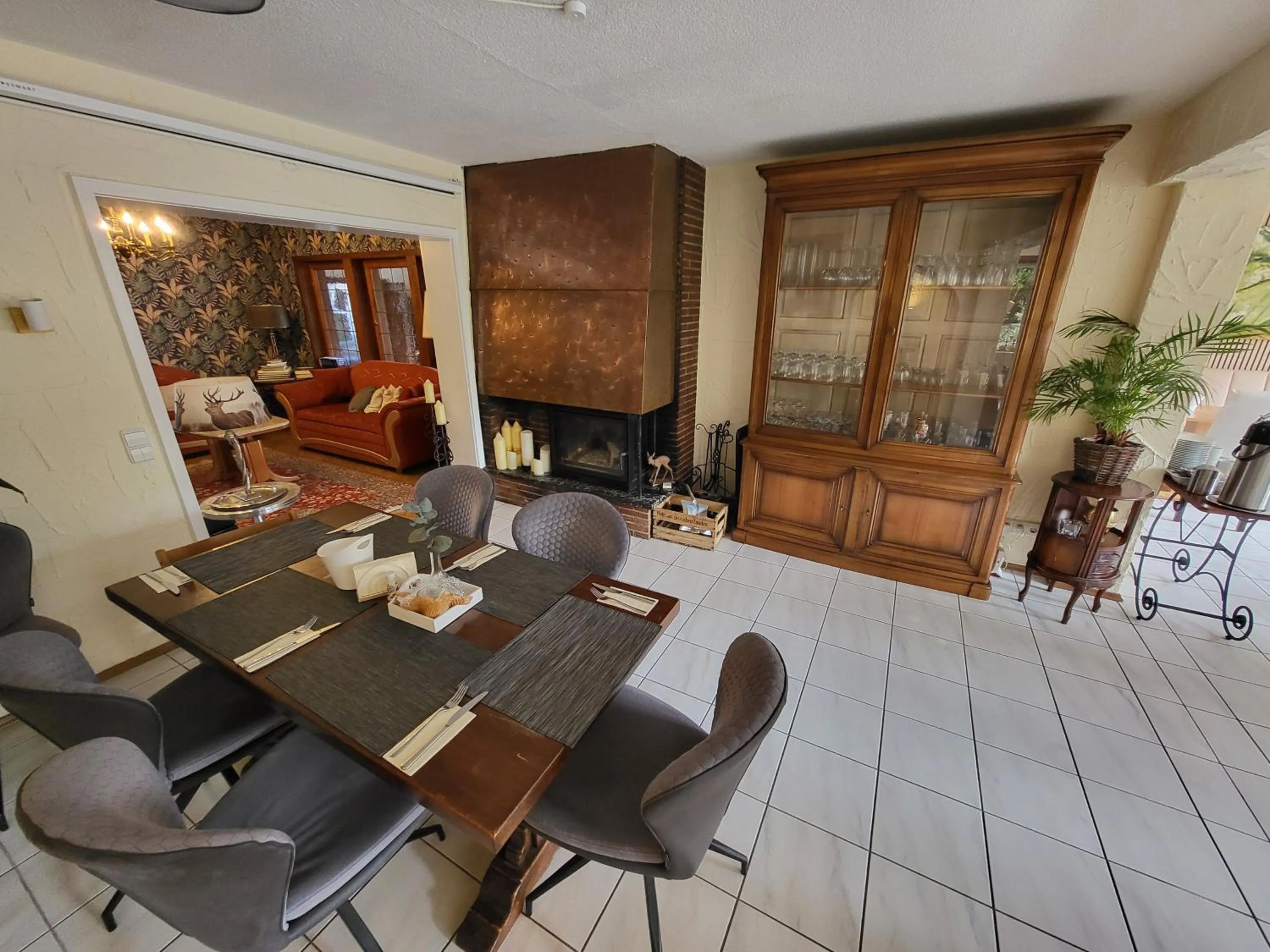 Restaurant/places to eat in Hotel Schönblick