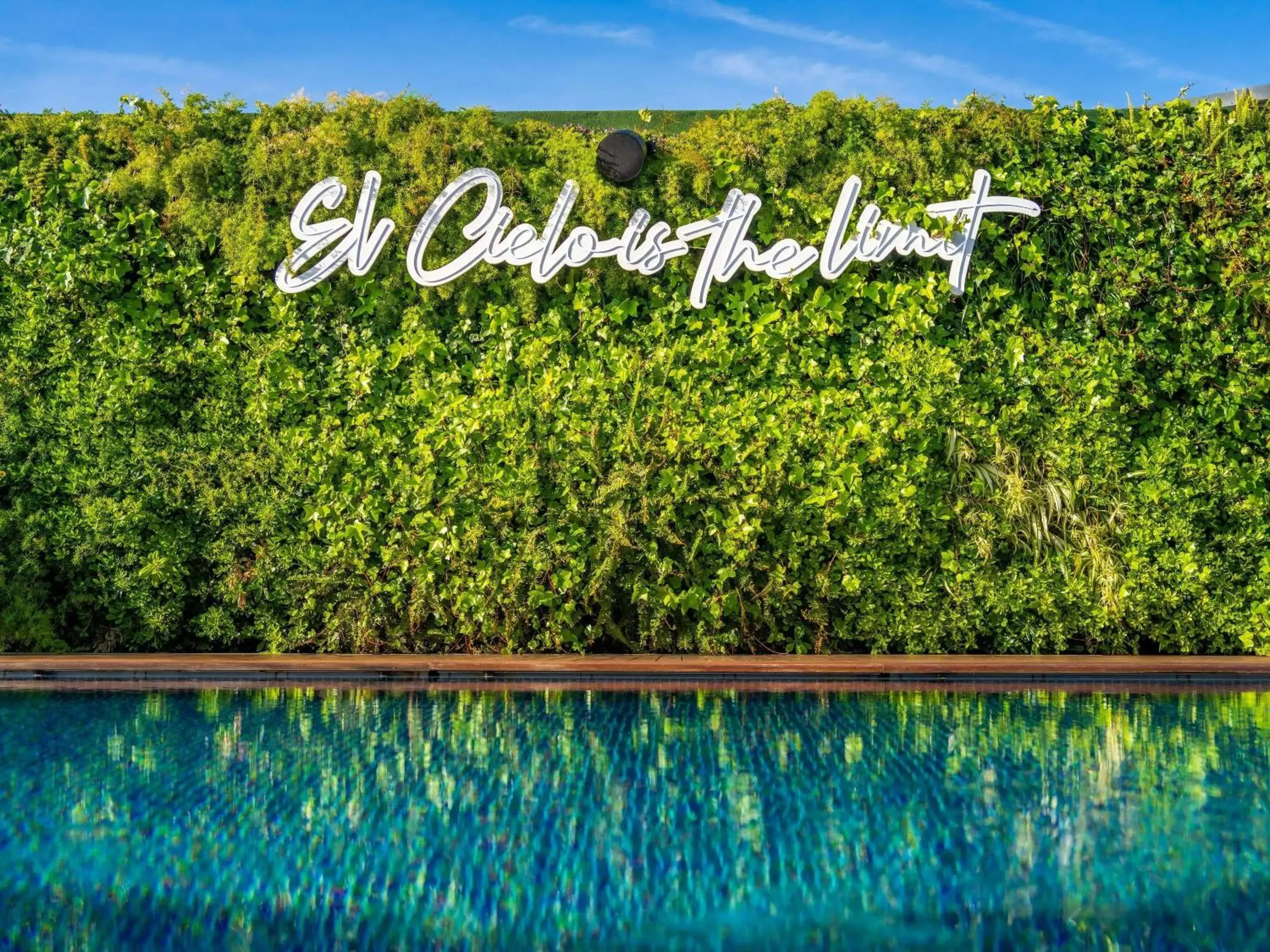 Lounge or bar in Sofitel Barcelona Skipper Lounge or bar in Sofitel Barcelona Skipper