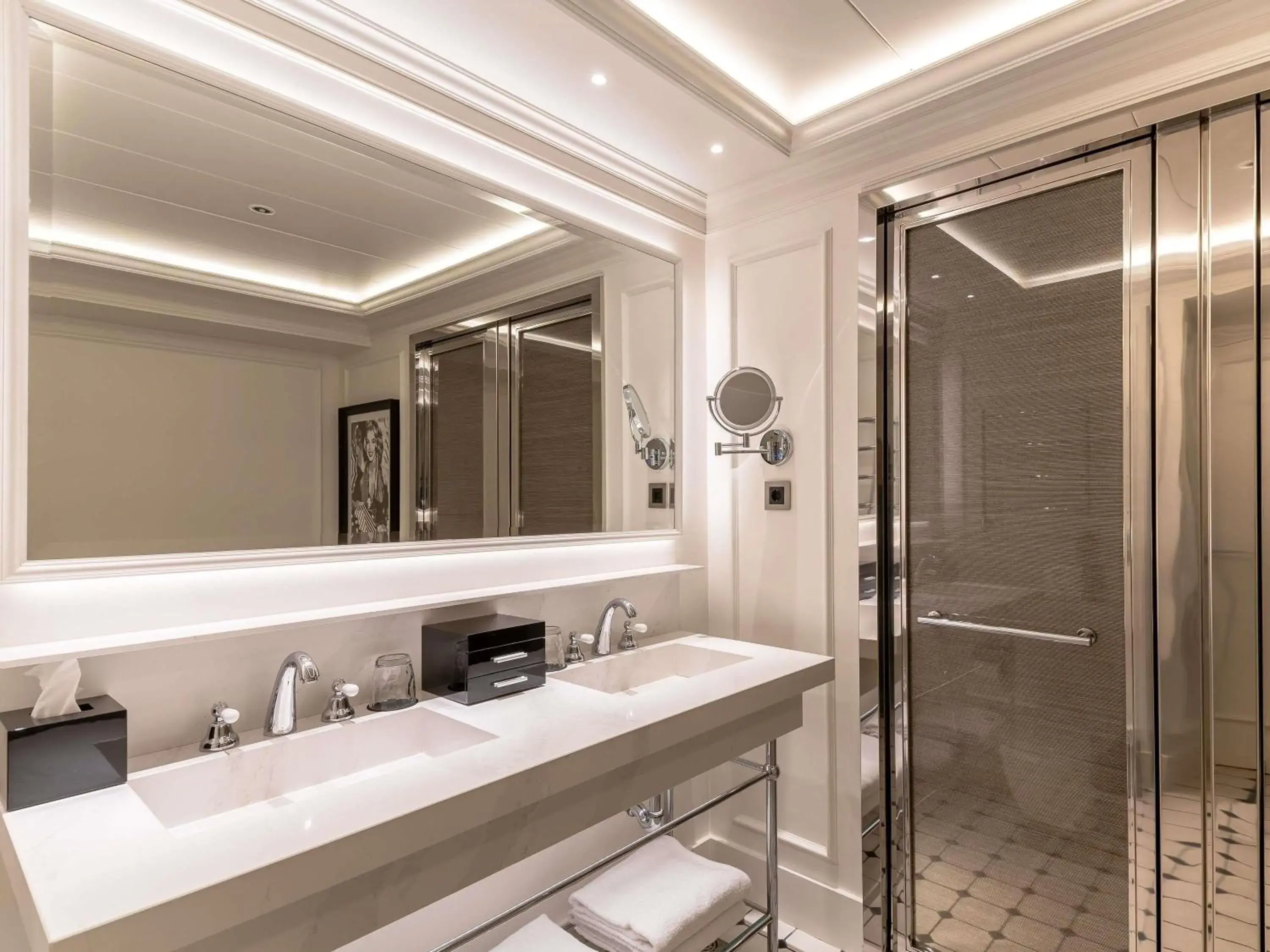 Bedroom in Sofitel Barcelona Skipper Bedroom in Sofitel Barcelona Skipper