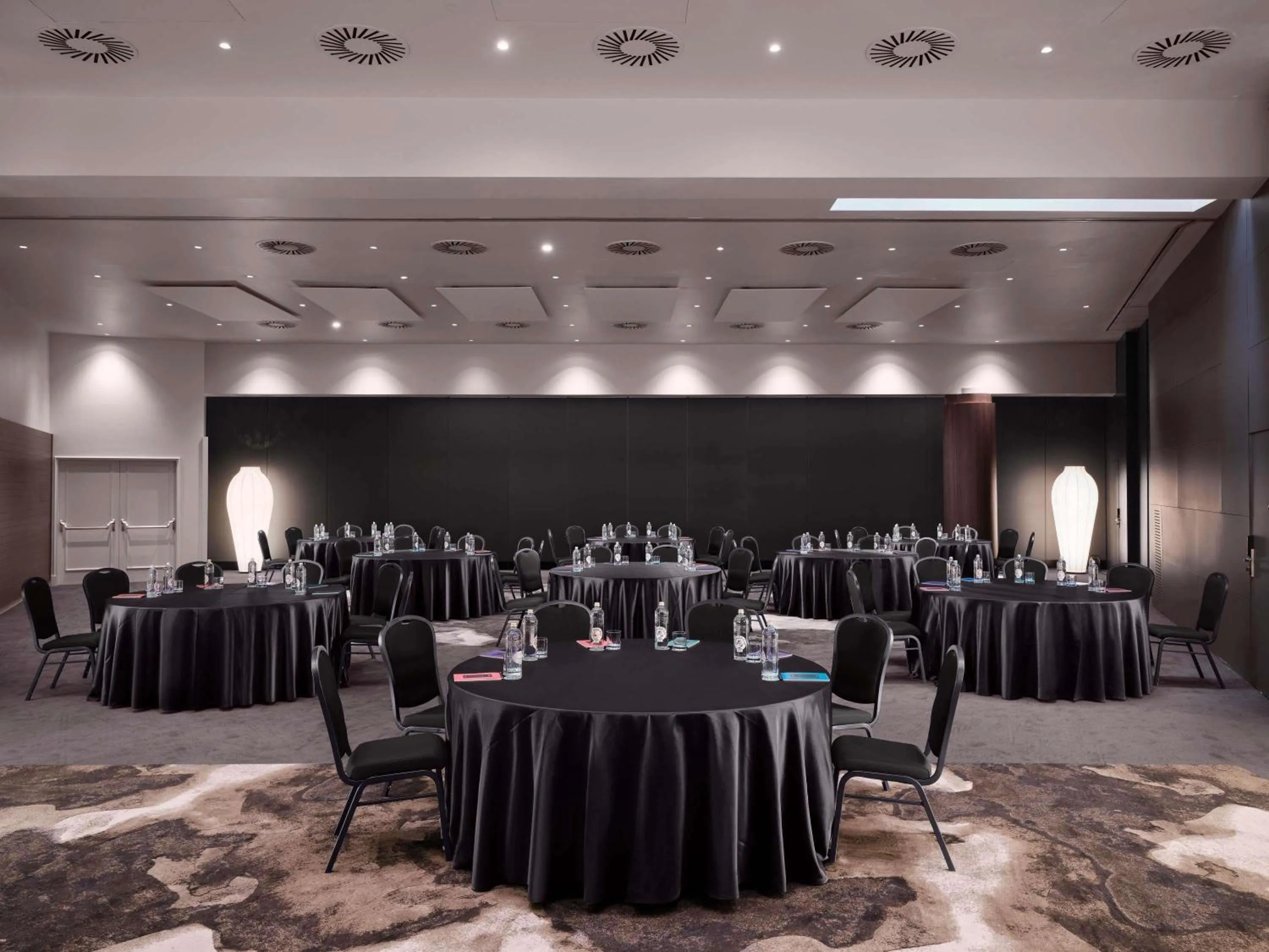 Meeting/conference room in Sofitel Barcelona Skipper