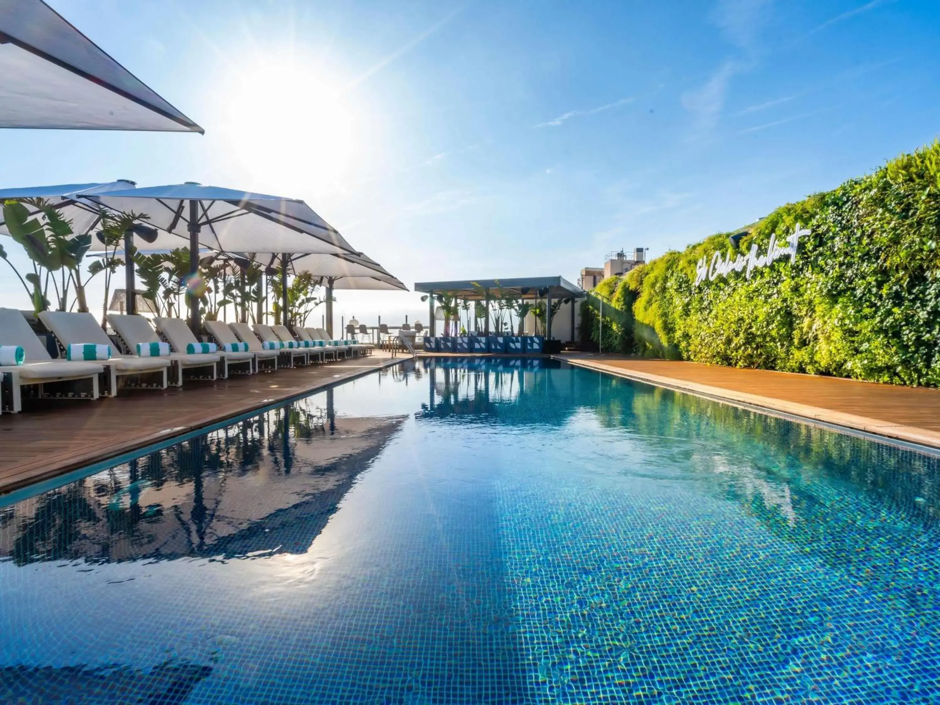 Pool view in Sofitel Barcelona Skipper Pool view in Sofitel Barcelona Skipper