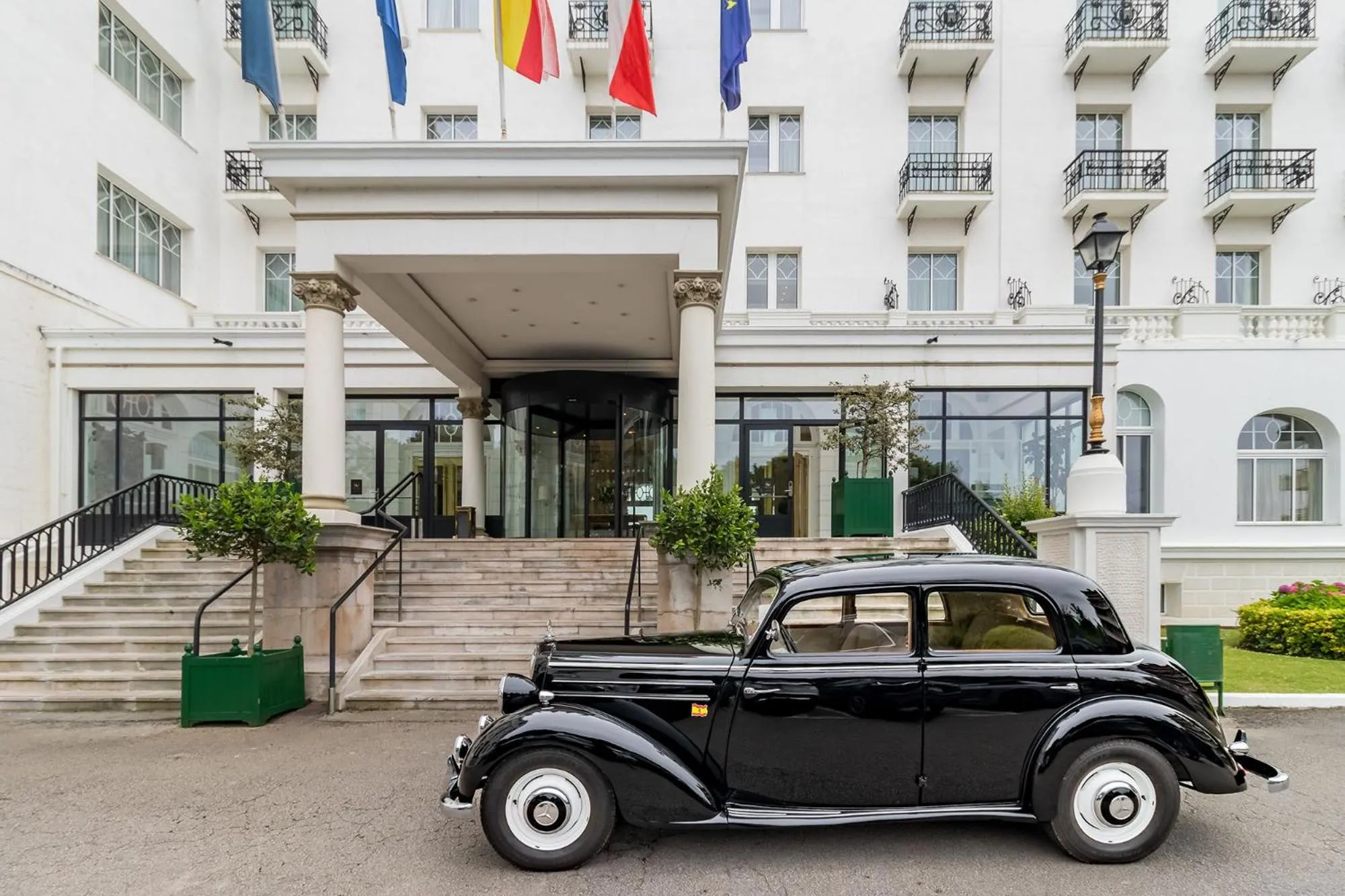Facade/entrance in Eurostars Hotel Real