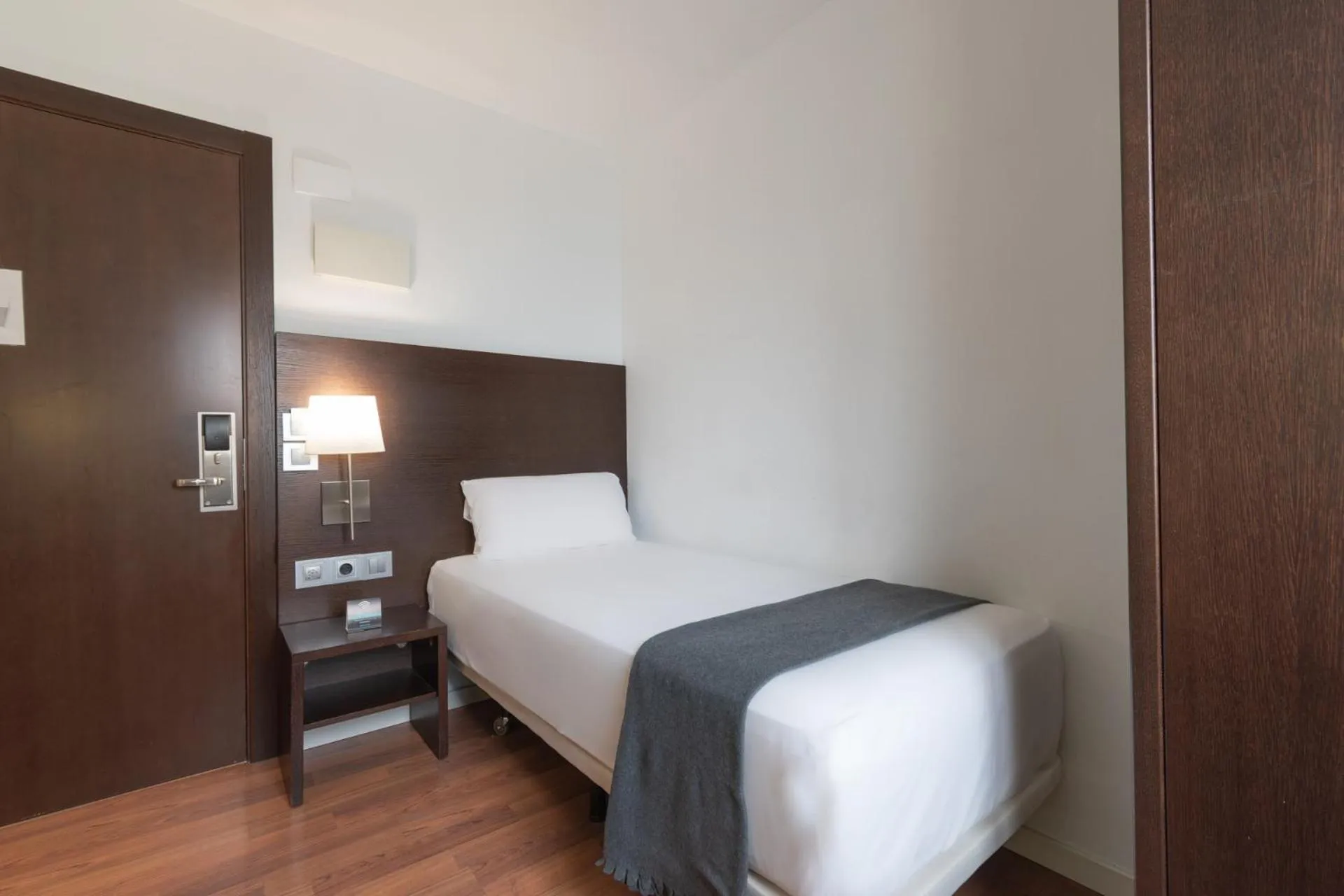 Bed in Hotel Alda Zaragoza Independencia