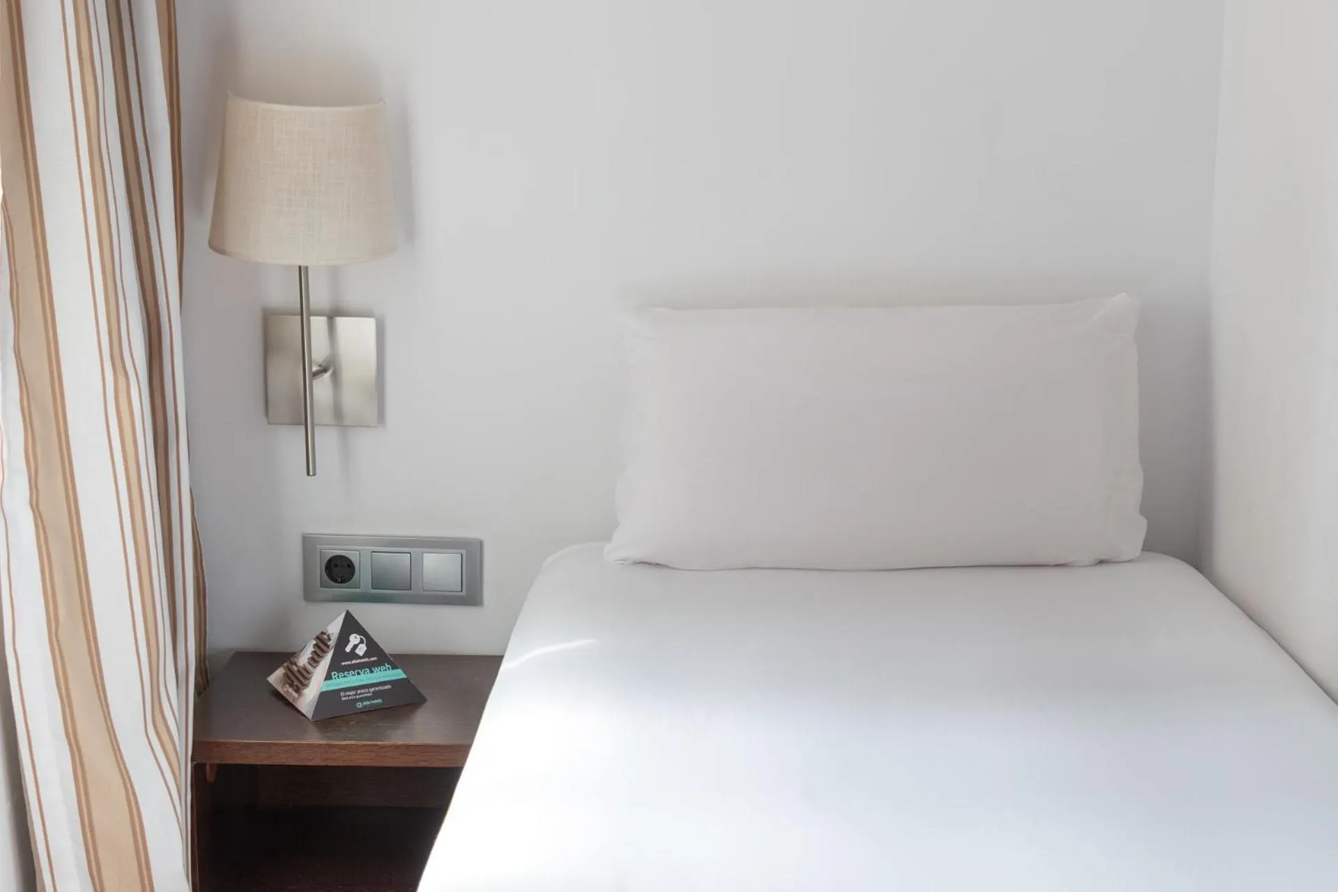 Bed in Hotel Alda Zaragoza Independencia