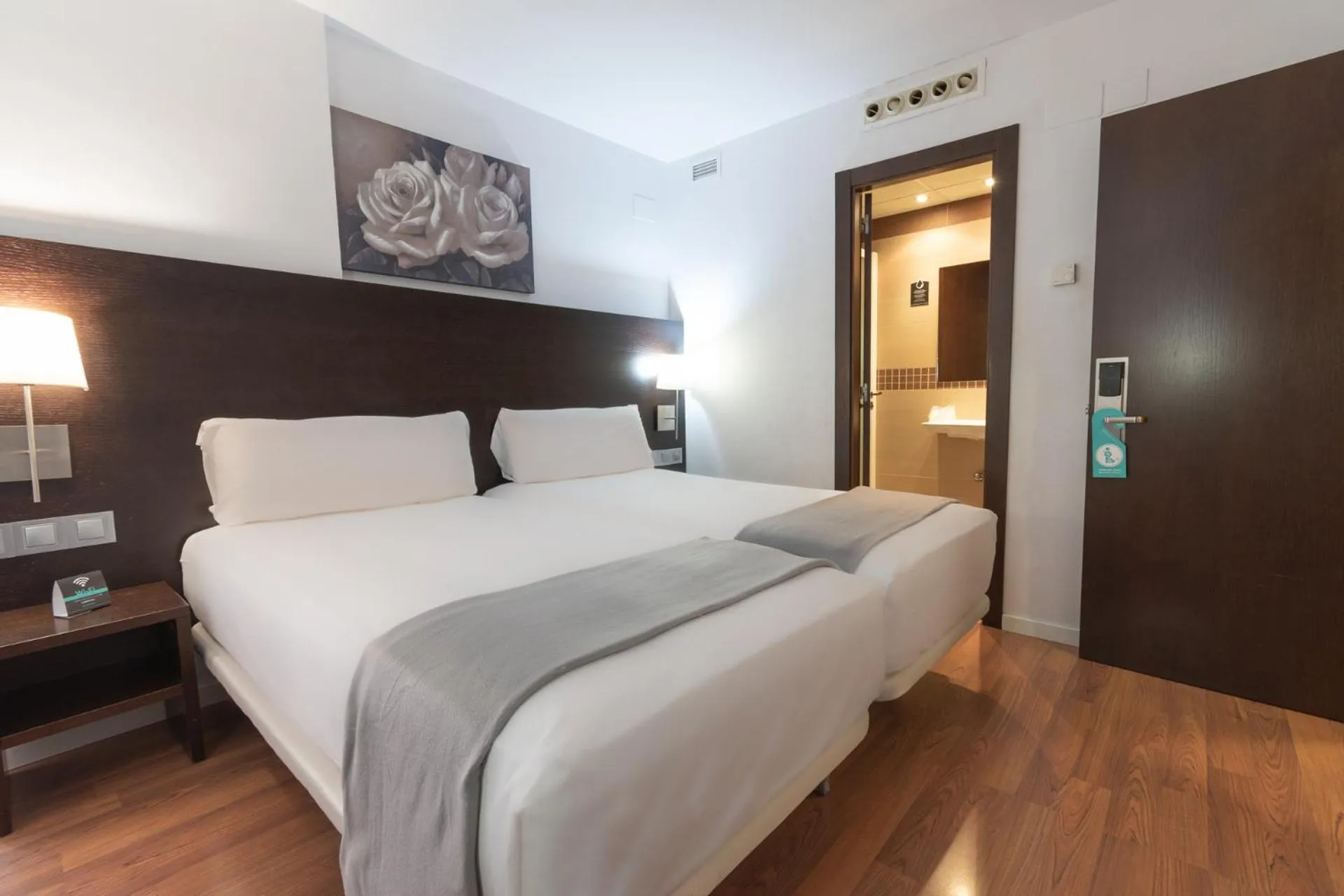 Bed in Hotel Alda Zaragoza Independencia