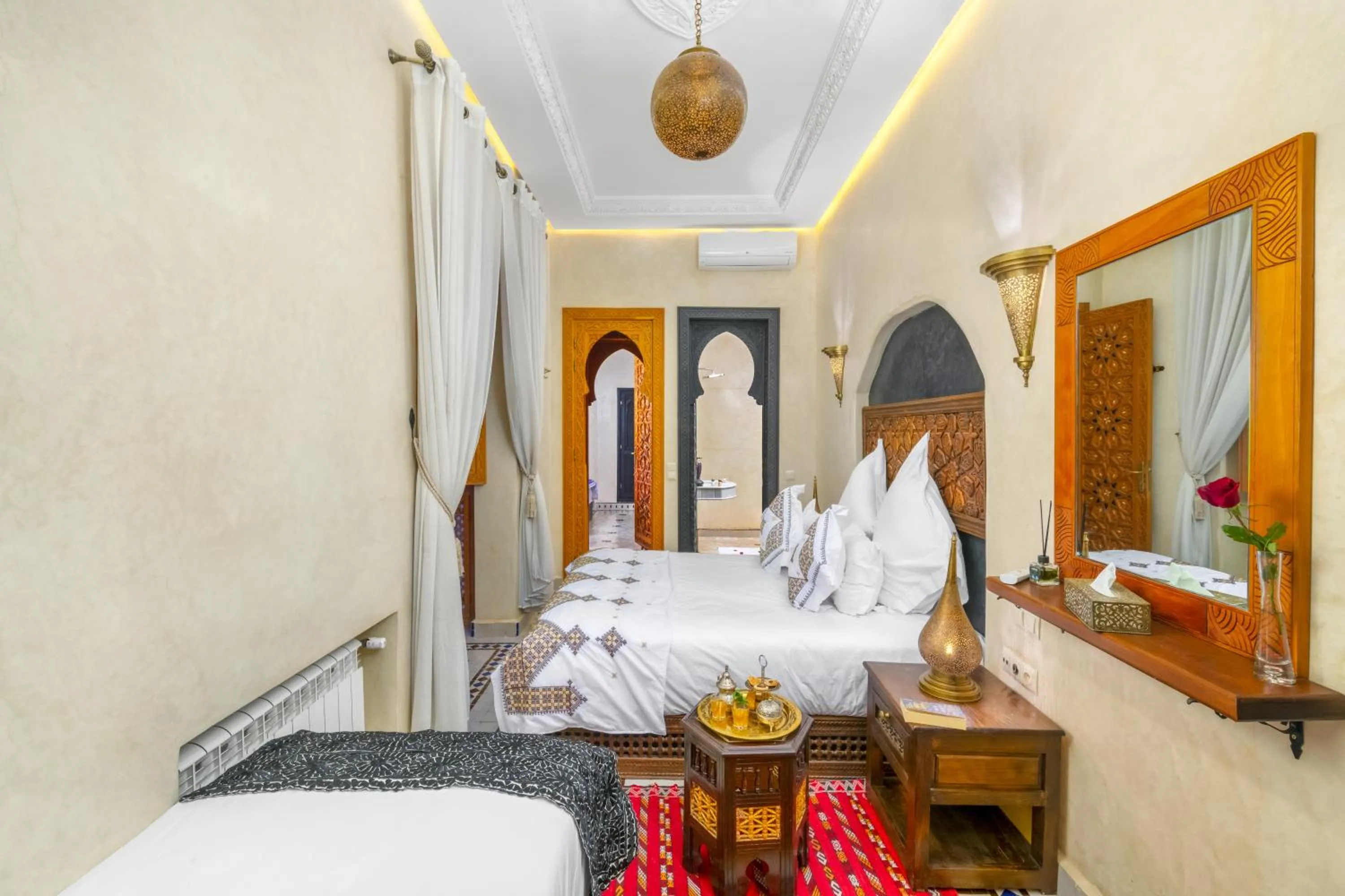 Bed in Riad Diamond Of Marrakech & Spa