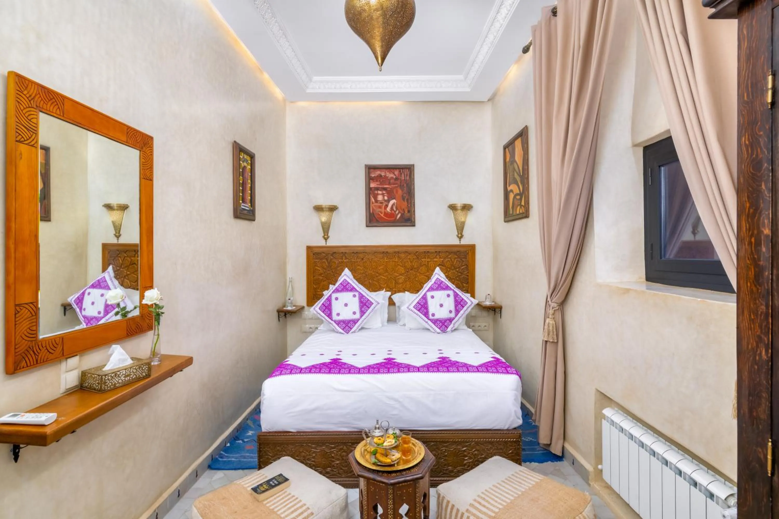 Bed in Riad Diamond Of Marrakech & Spa