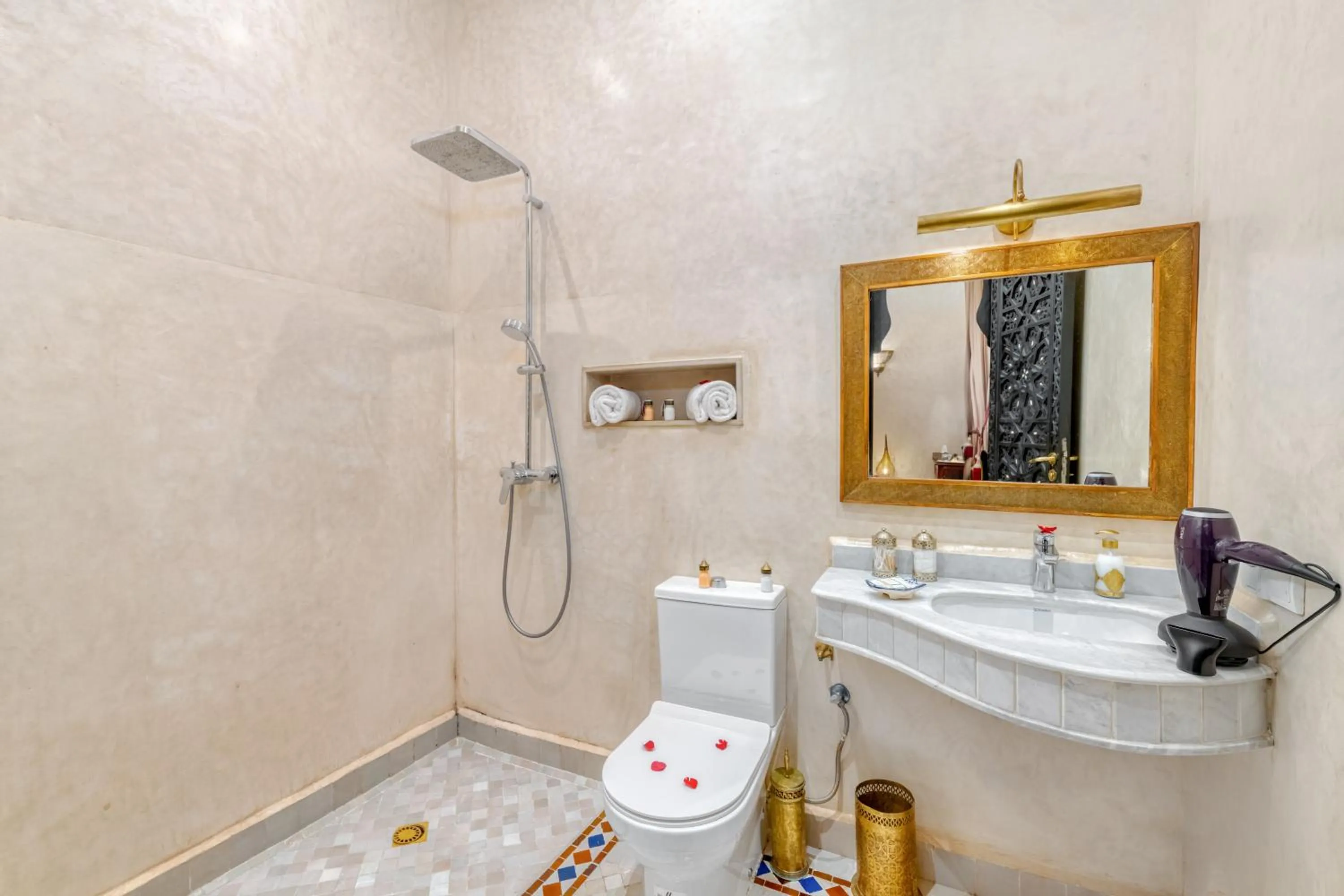 Shower in Riad Diamond Of Marrakech & Spa