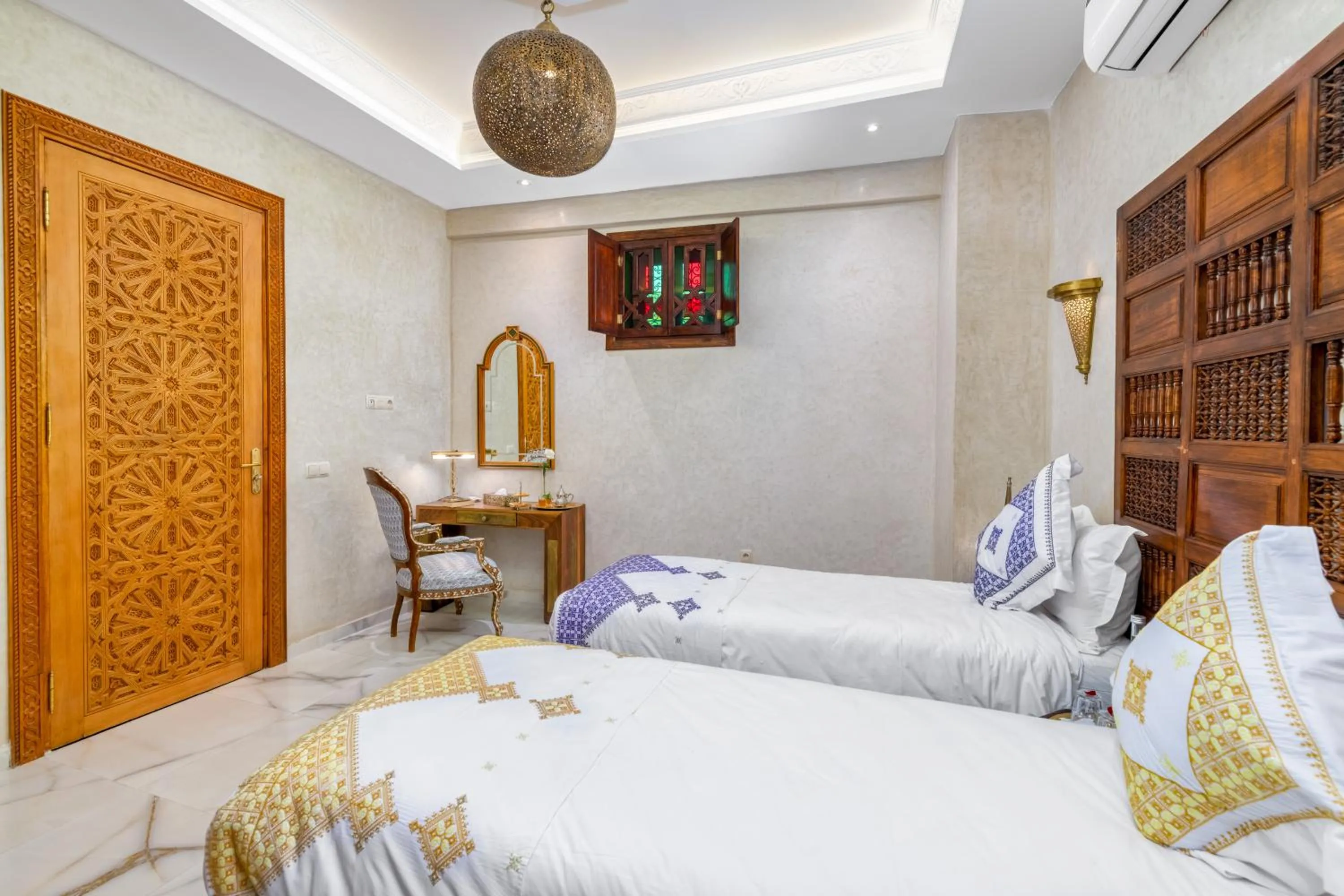 Bed in Riad Diamond Of Marrakech & Spa