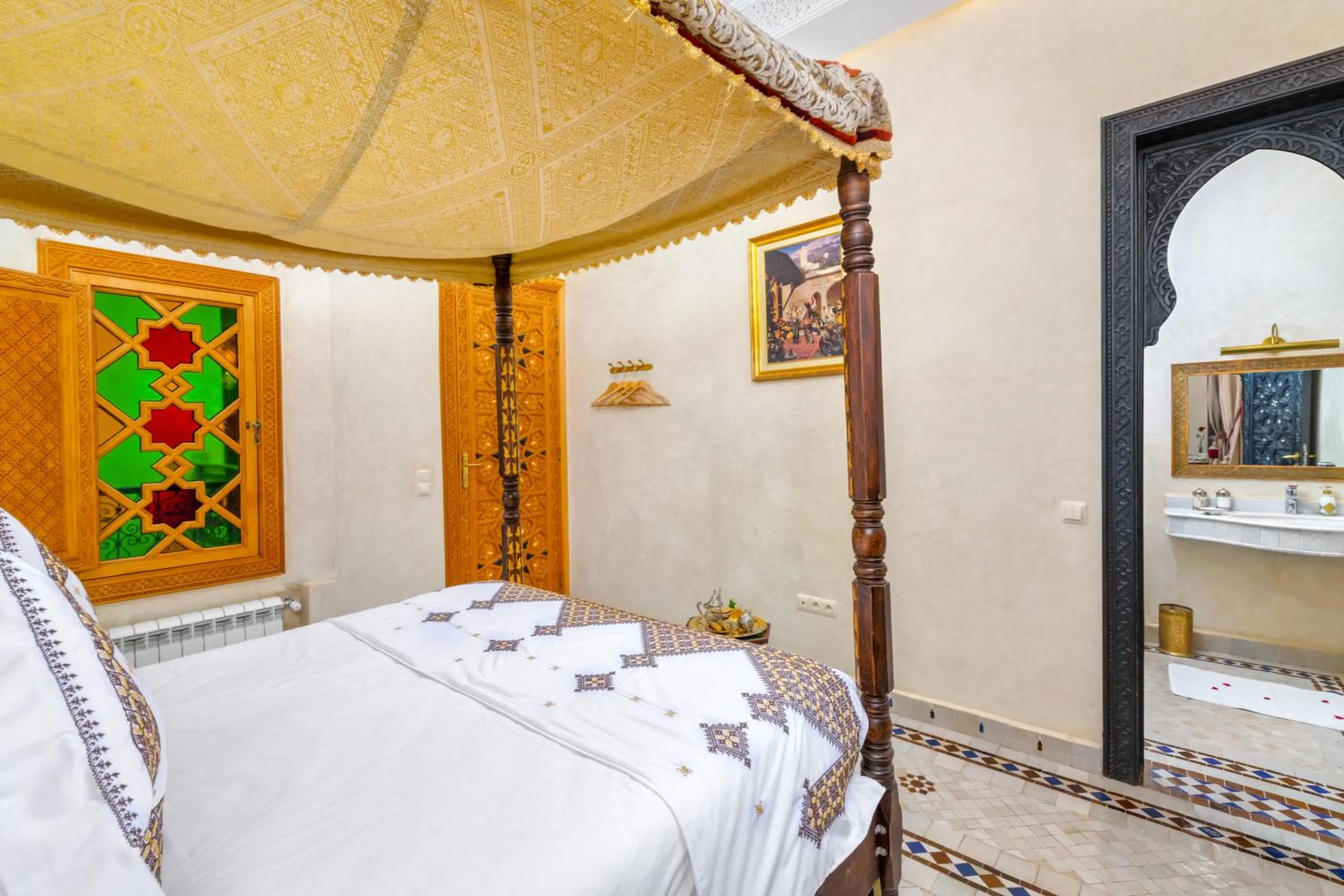 Bed in Riad Diamond Of Marrakech & Spa