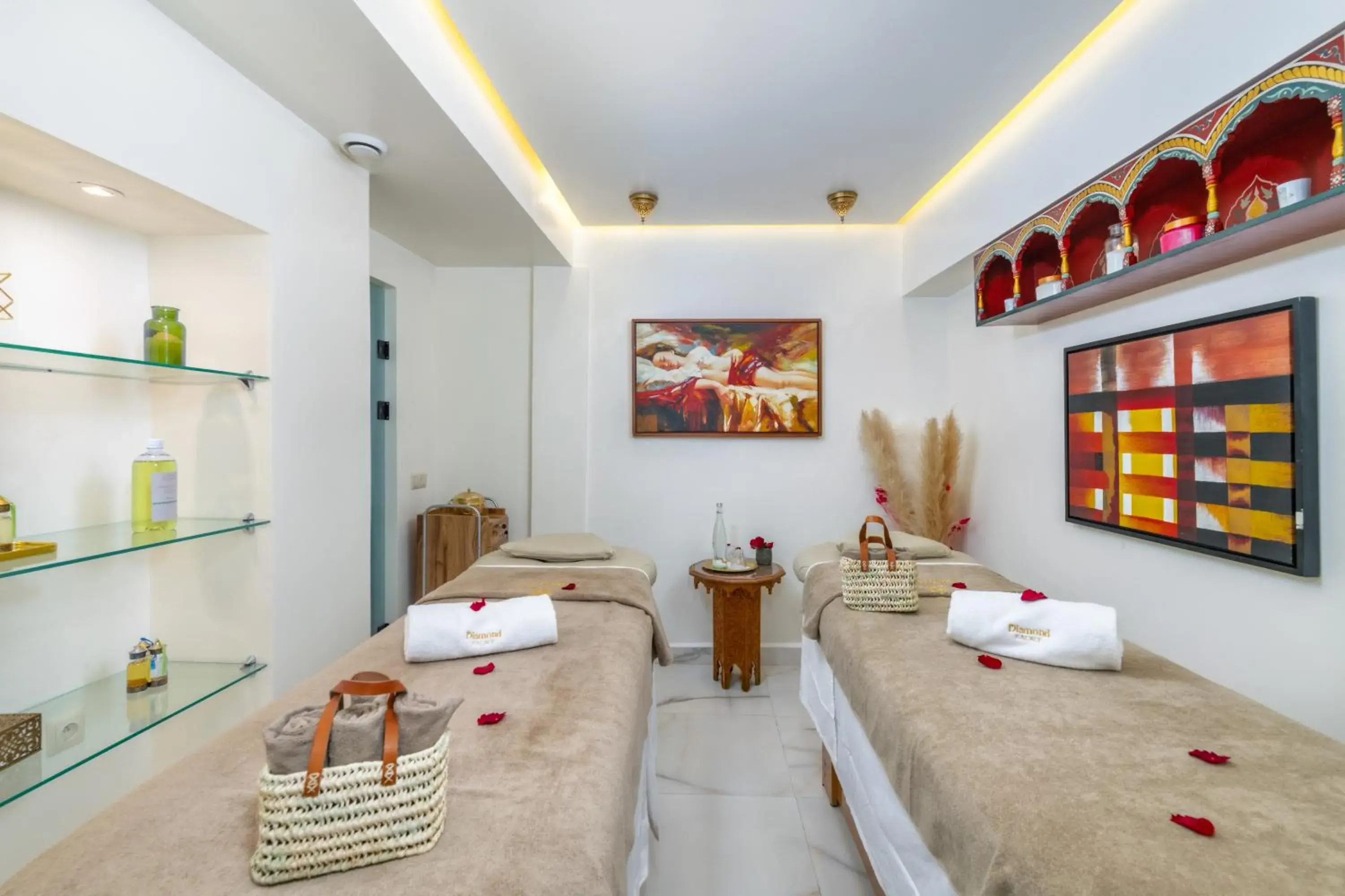 Massage, Bed in Riad Diamond Of Marrakech & Spa Massage, Bed in Riad Diamond Of Marrakech & Spa