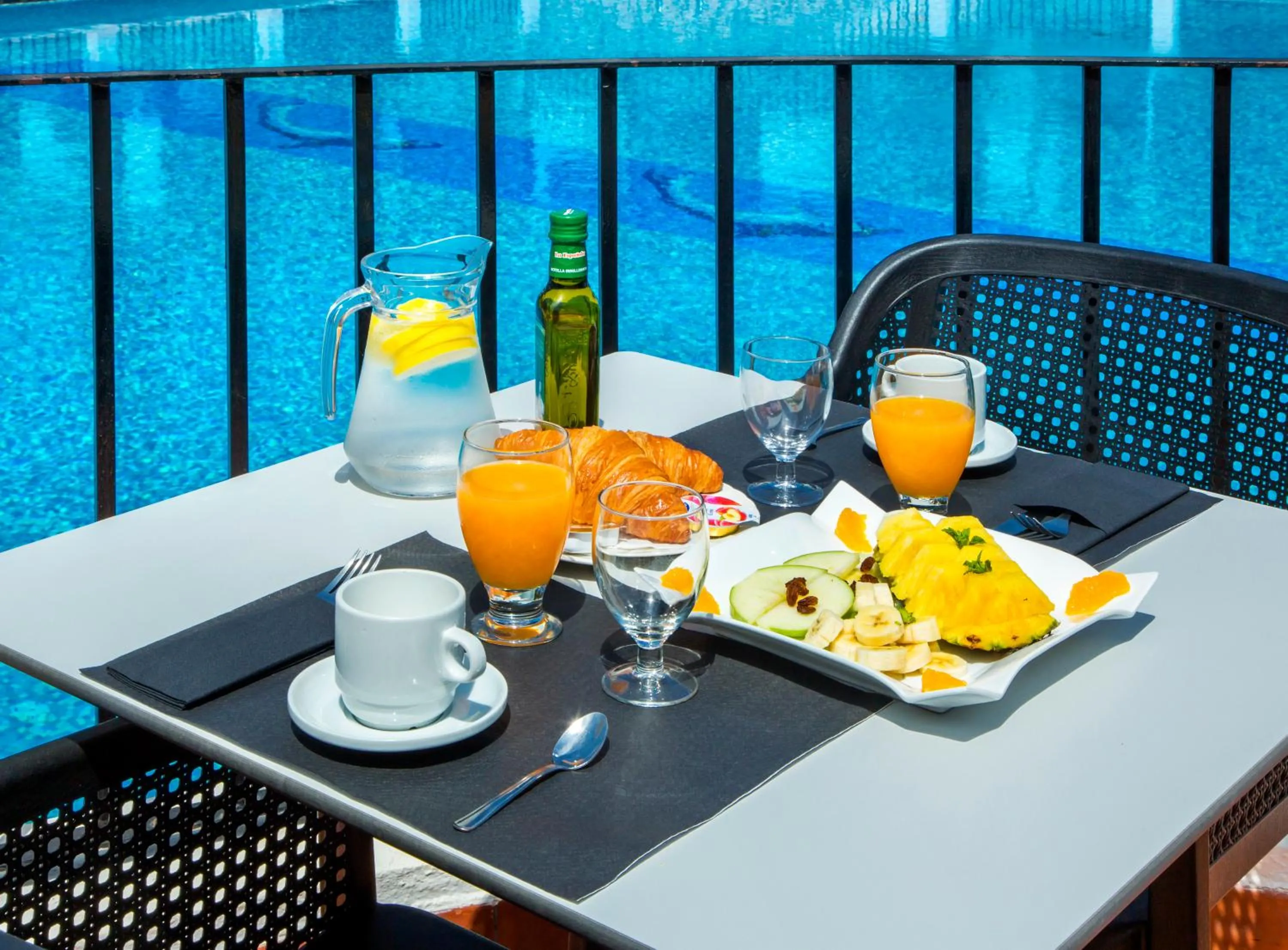 Restaurant/places to eat in Complejo Bellavista Residencial