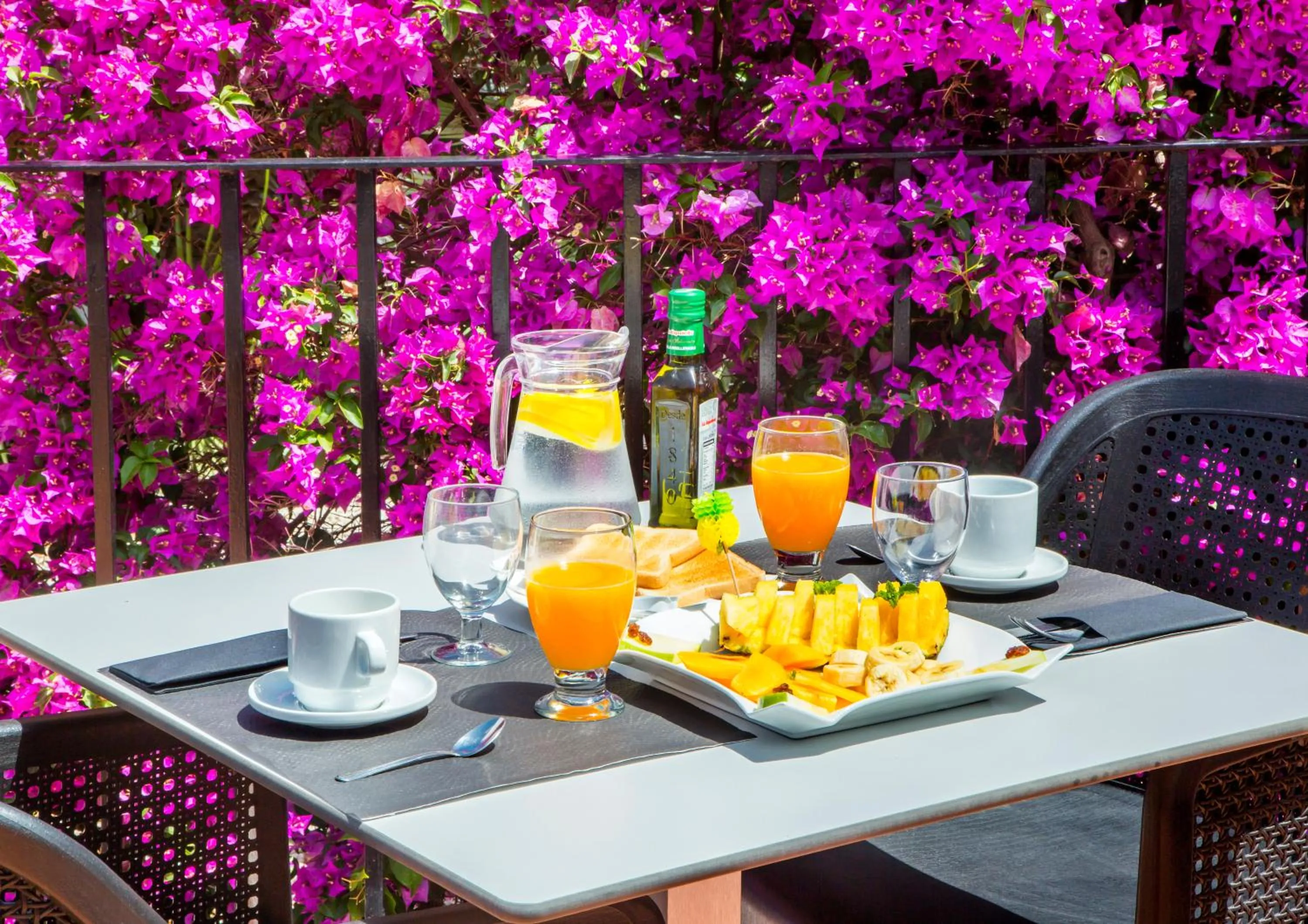 Restaurant/places to eat in Complejo Bellavista Residencial