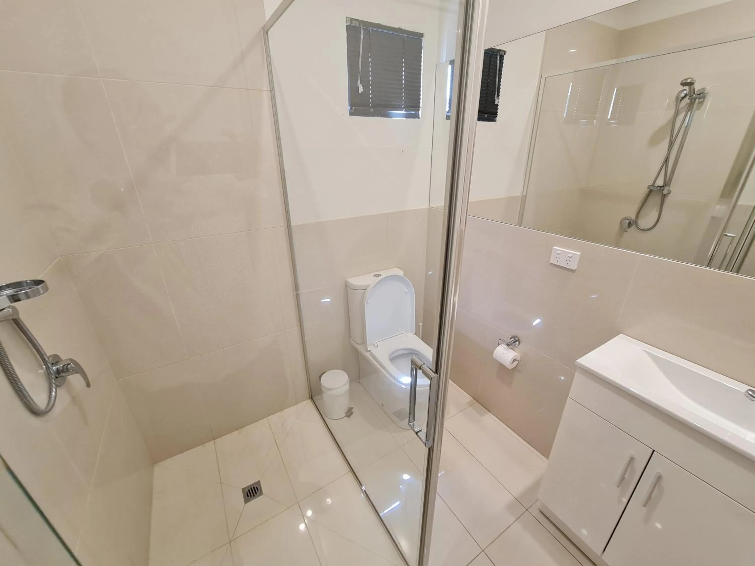 Shower in Exodus Dandenong Apartment Hotel