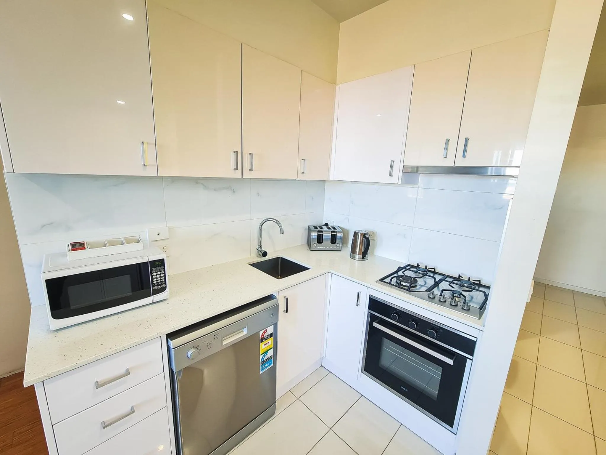 Coffee/tea facilities in Exodus Dandenong Apartment Hotel