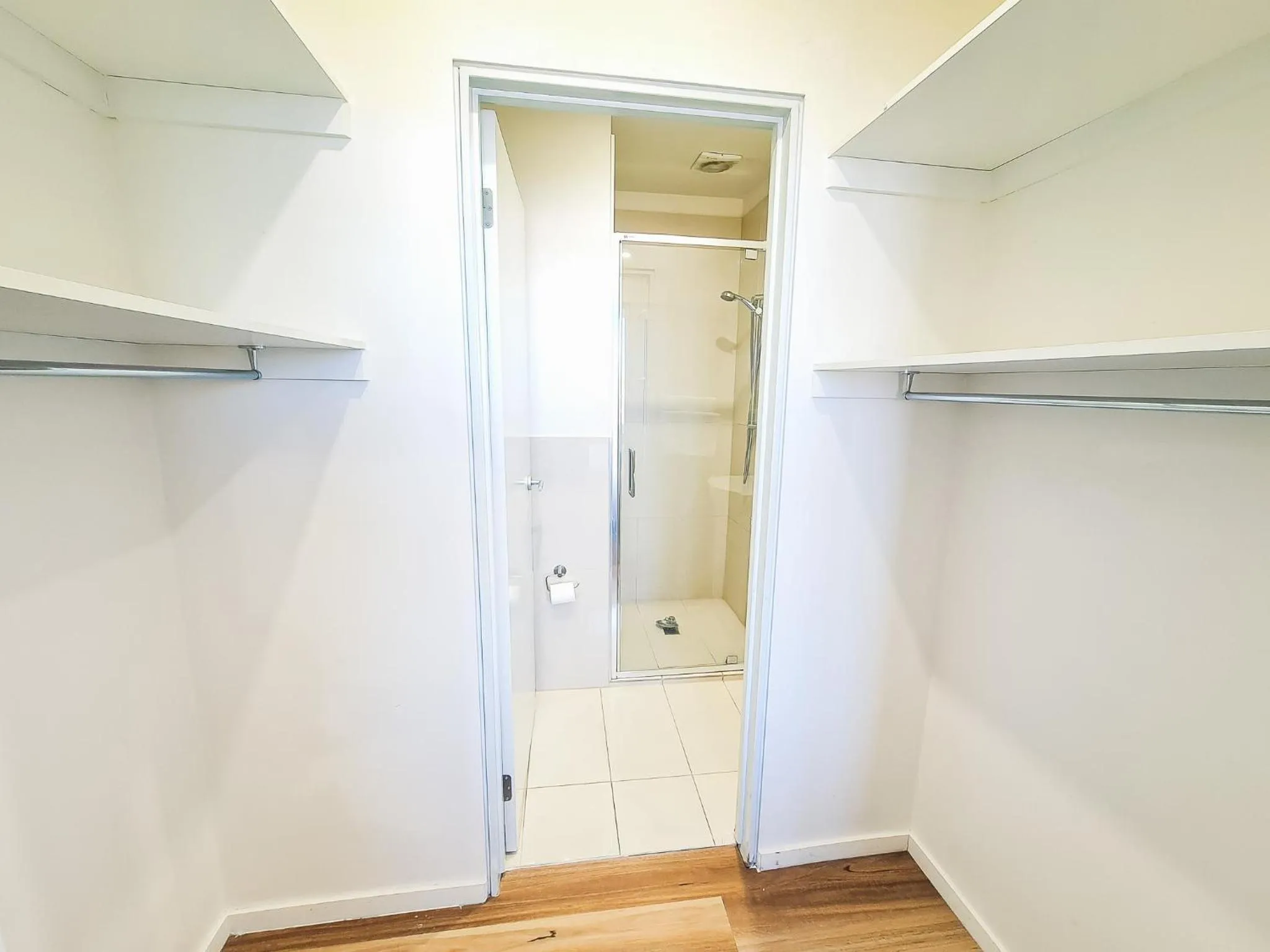 wardrobe in Exodus Dandenong Apartment Hotel