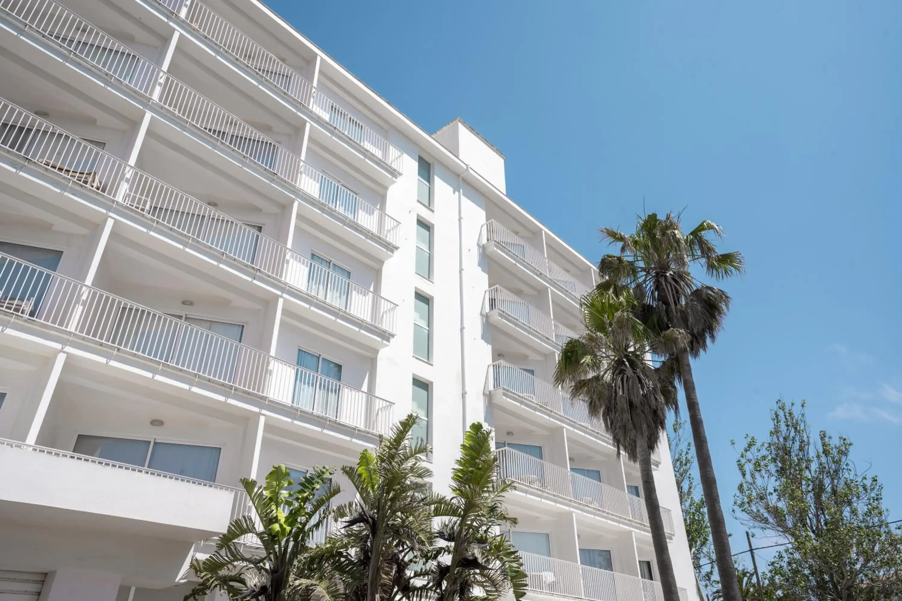 Facade/entrance in Seth Agamenon Facade/entrance in Seth Agamenon