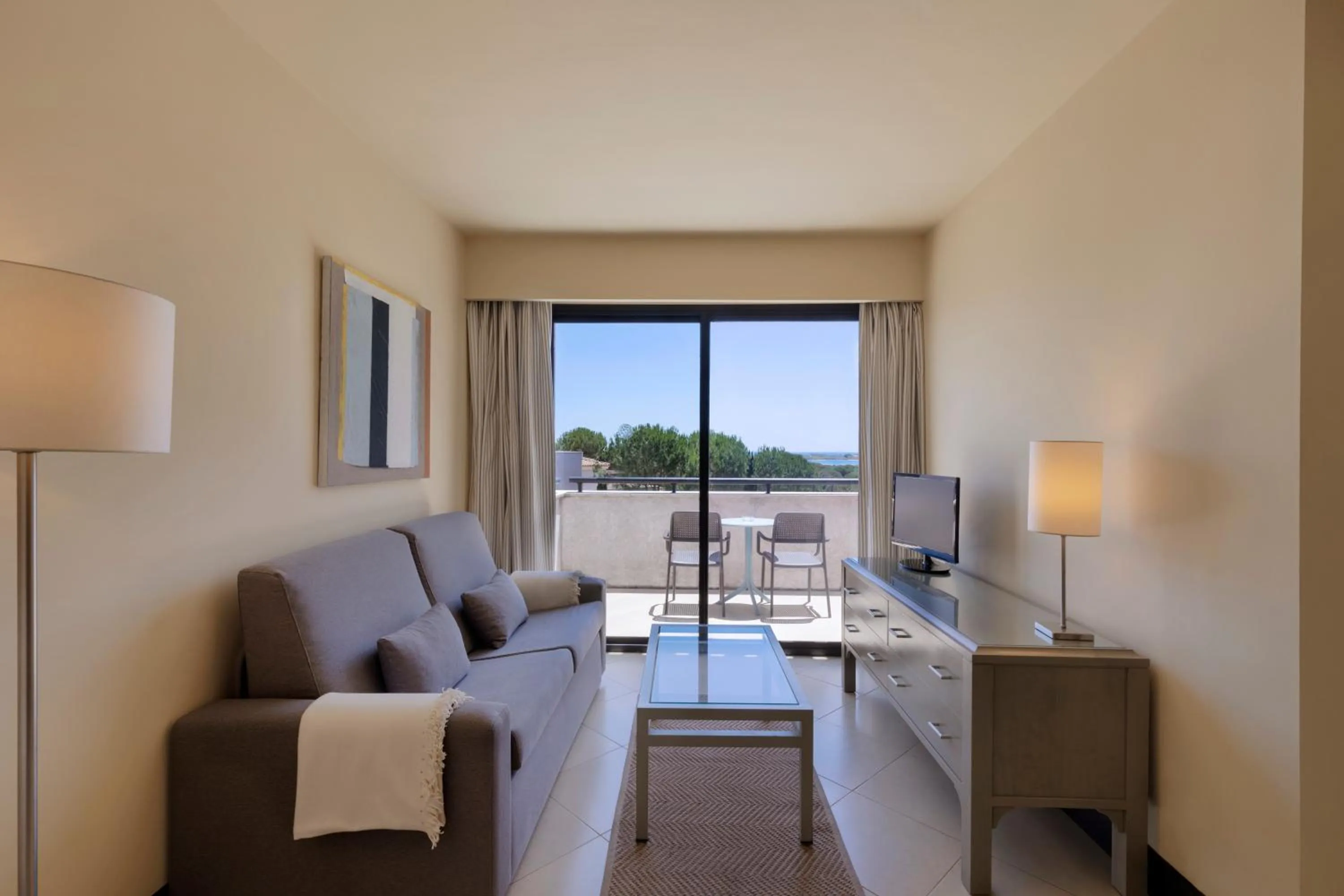 Photo of the whole room in Precise Resort El Rompido-The Club