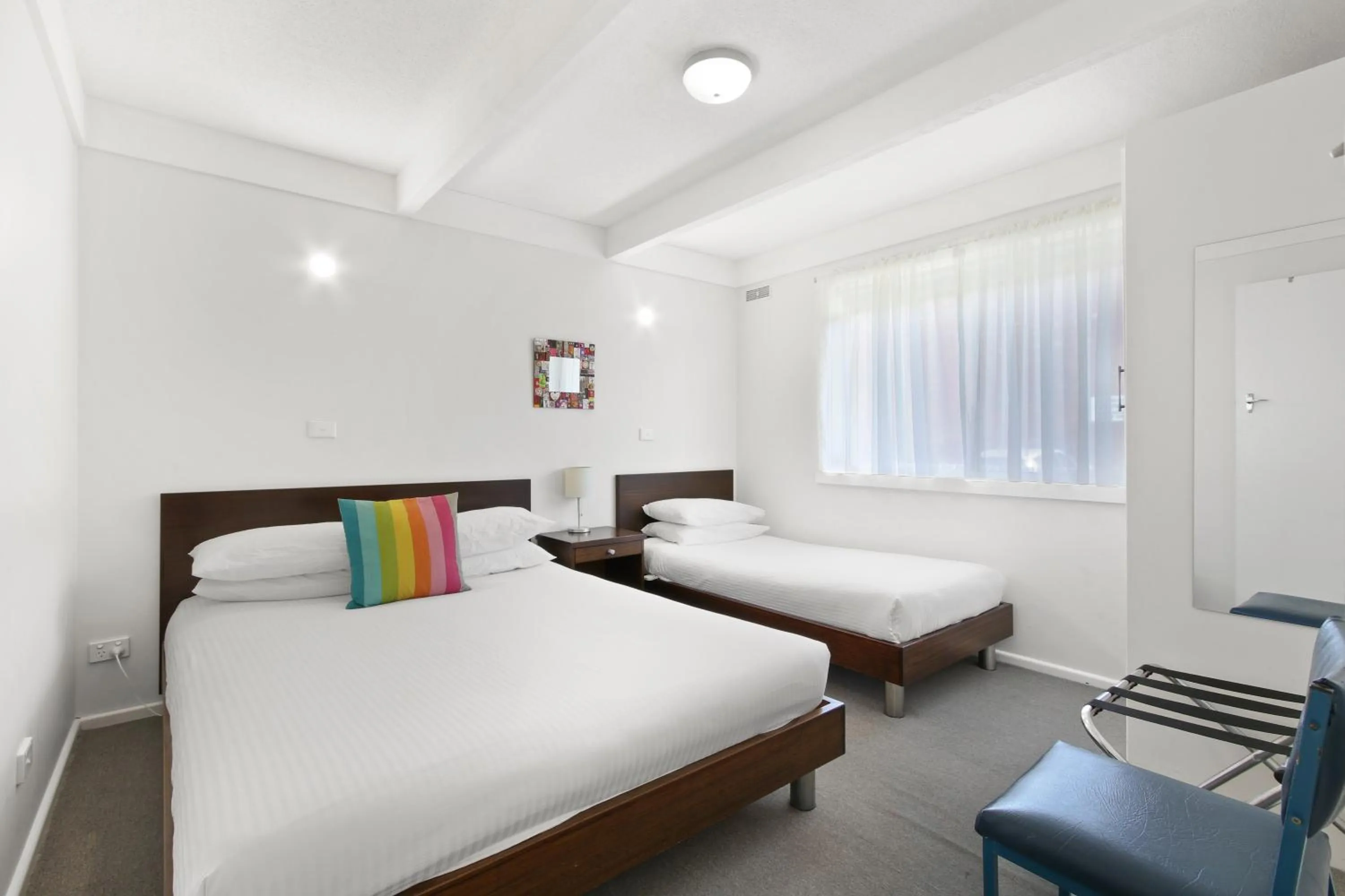 Bedroom, Bed in Ocean Bridge Lakes Entrance