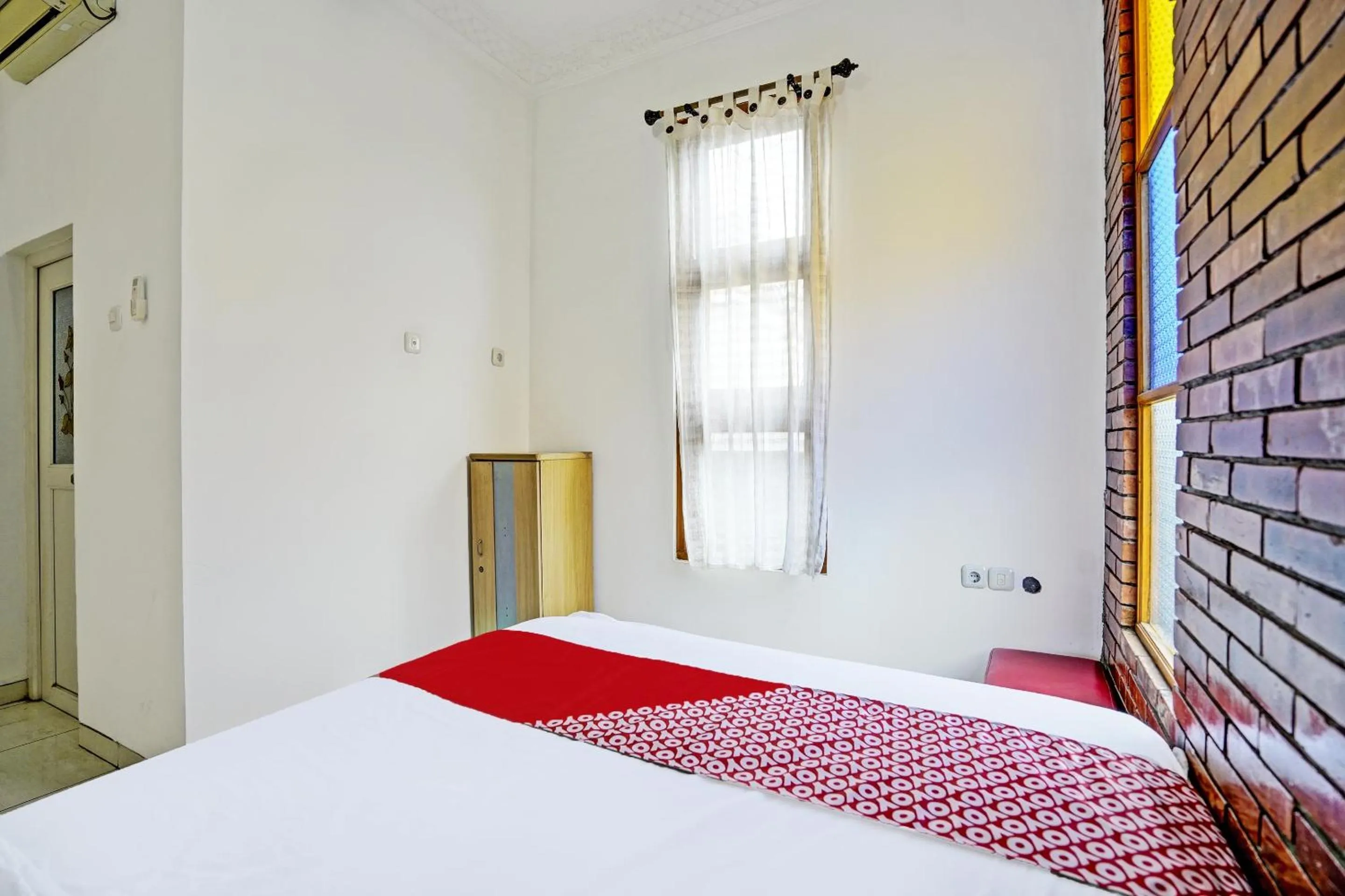 Bedroom, Bed in OYO Life 92030 Ef Palm Guest House Family