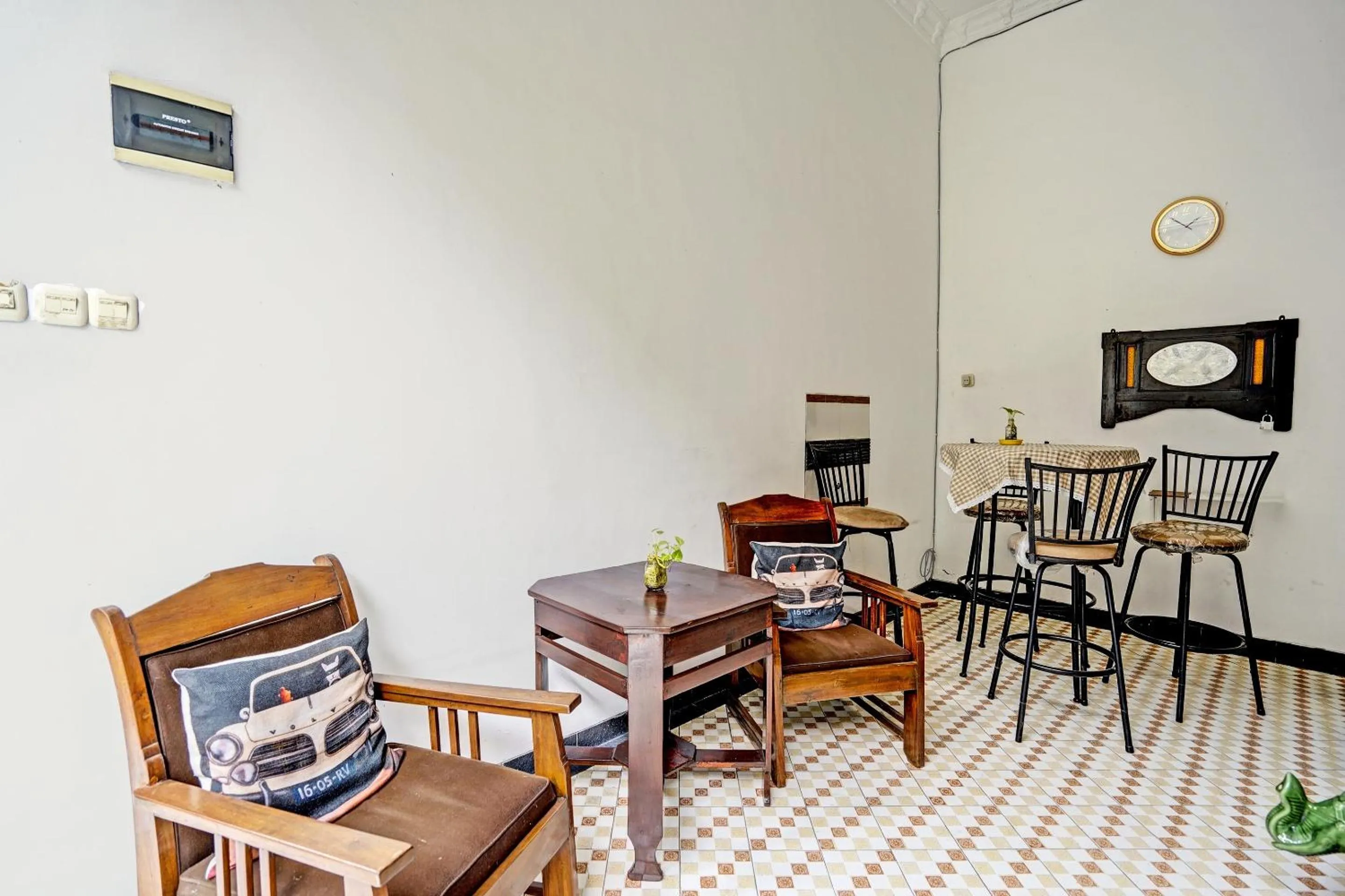 Lobby or reception in OYO Life 92030 Ef Palm Guest House Family