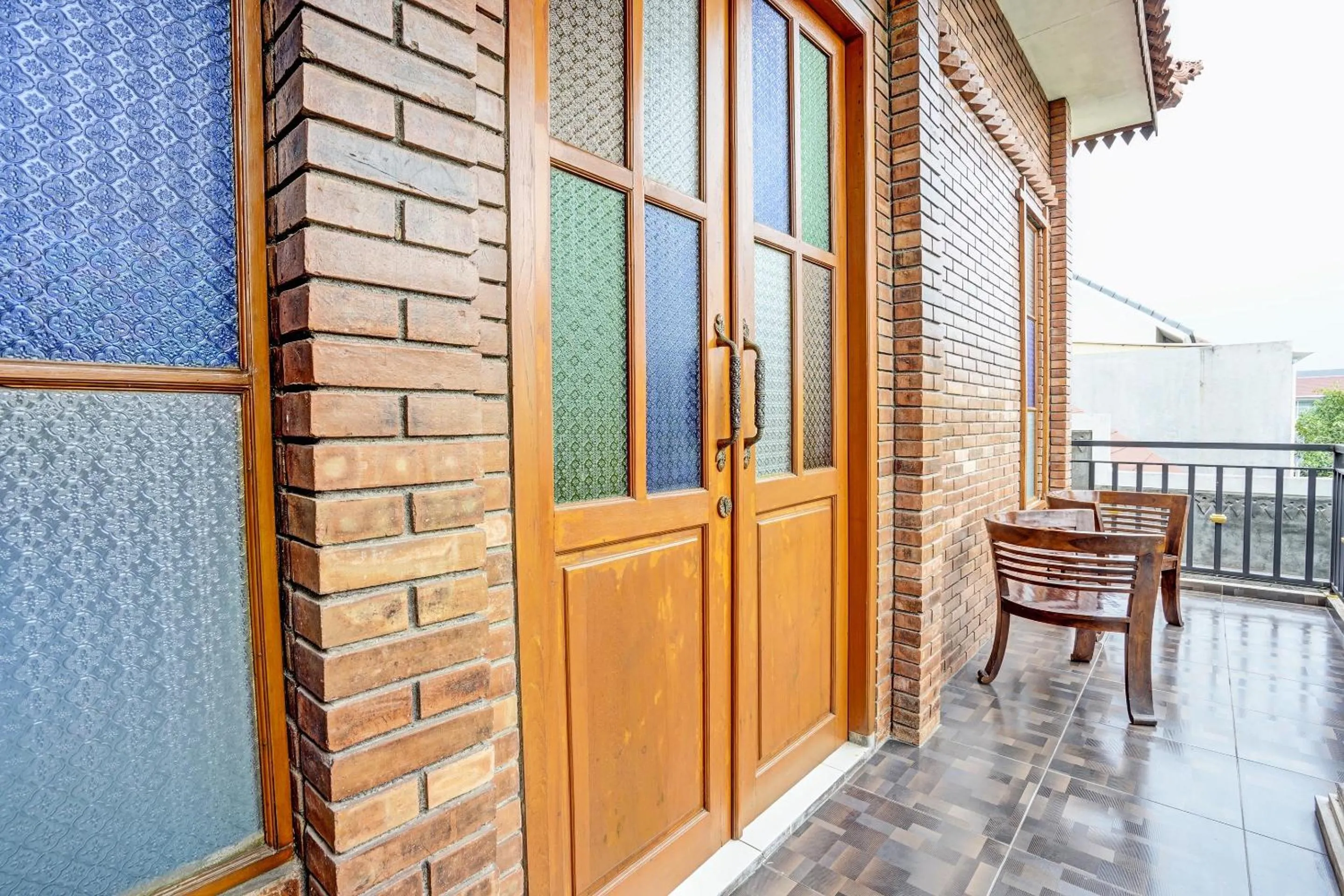 Lobby or reception in OYO Life 92030 Ef Palm Guest House Family