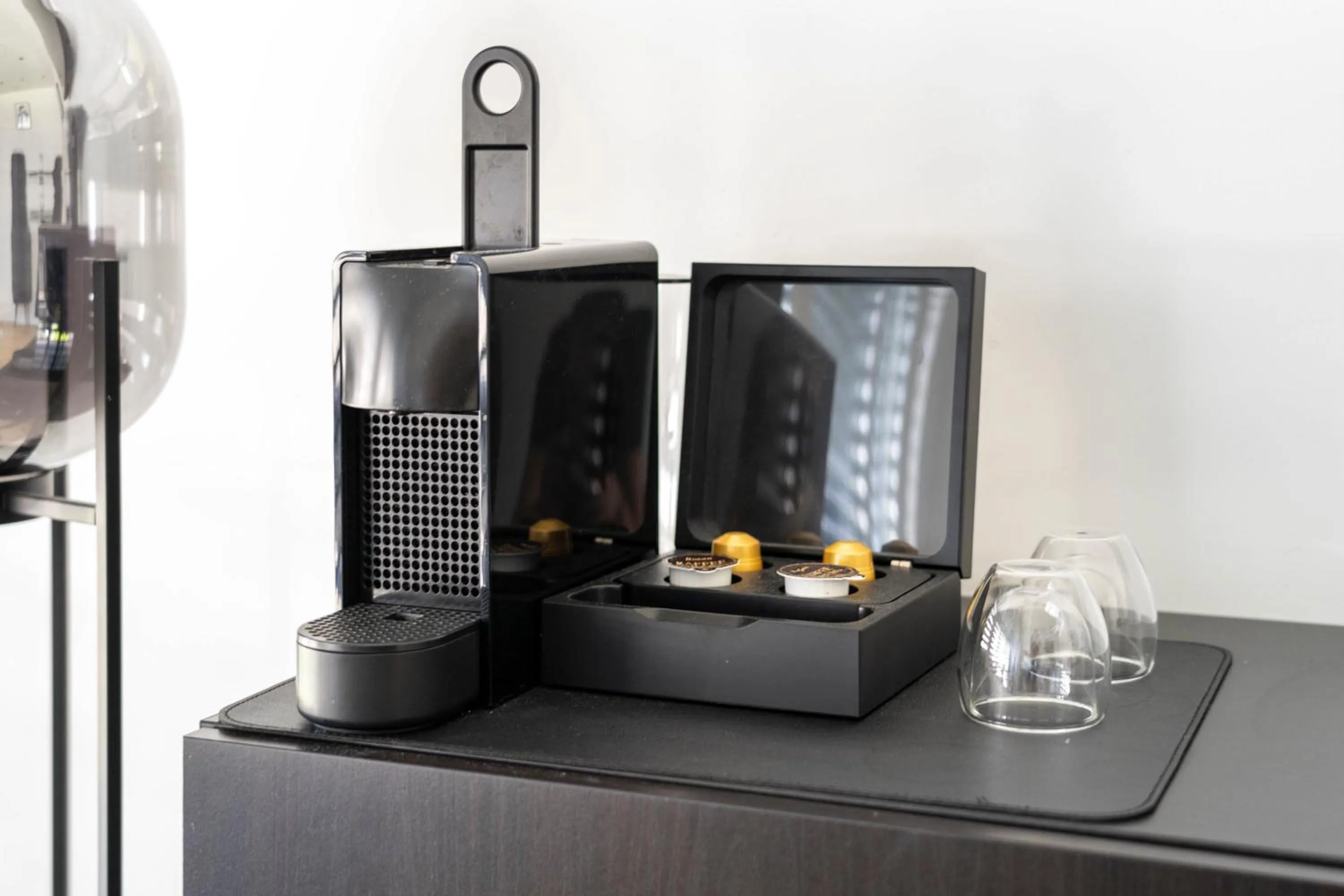 Coffee/tea facilities in Village by Maier - kontaktloser Check-in