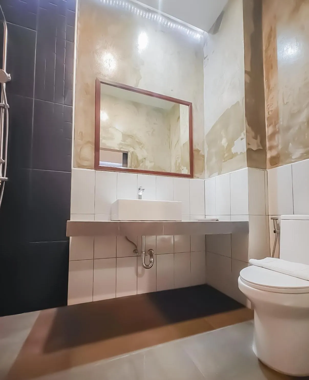 The Riva Vientiane Hotel