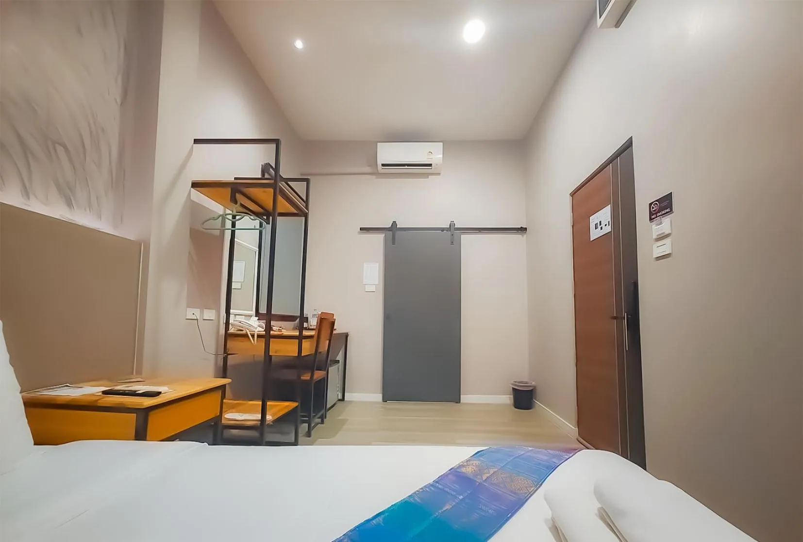 Bed in The Riva Vientiane Hotel