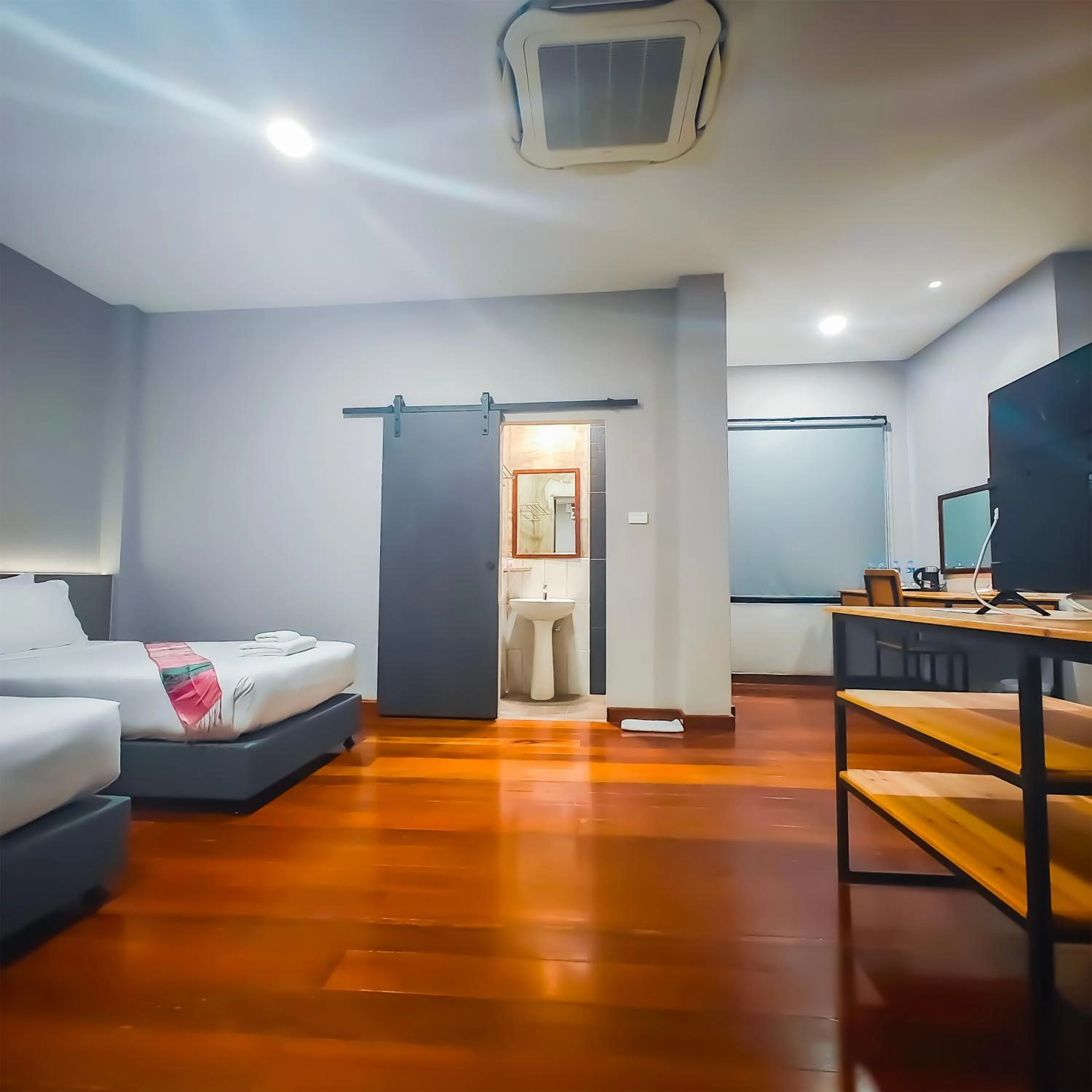 Bed in The Riva Vientiane Hotel