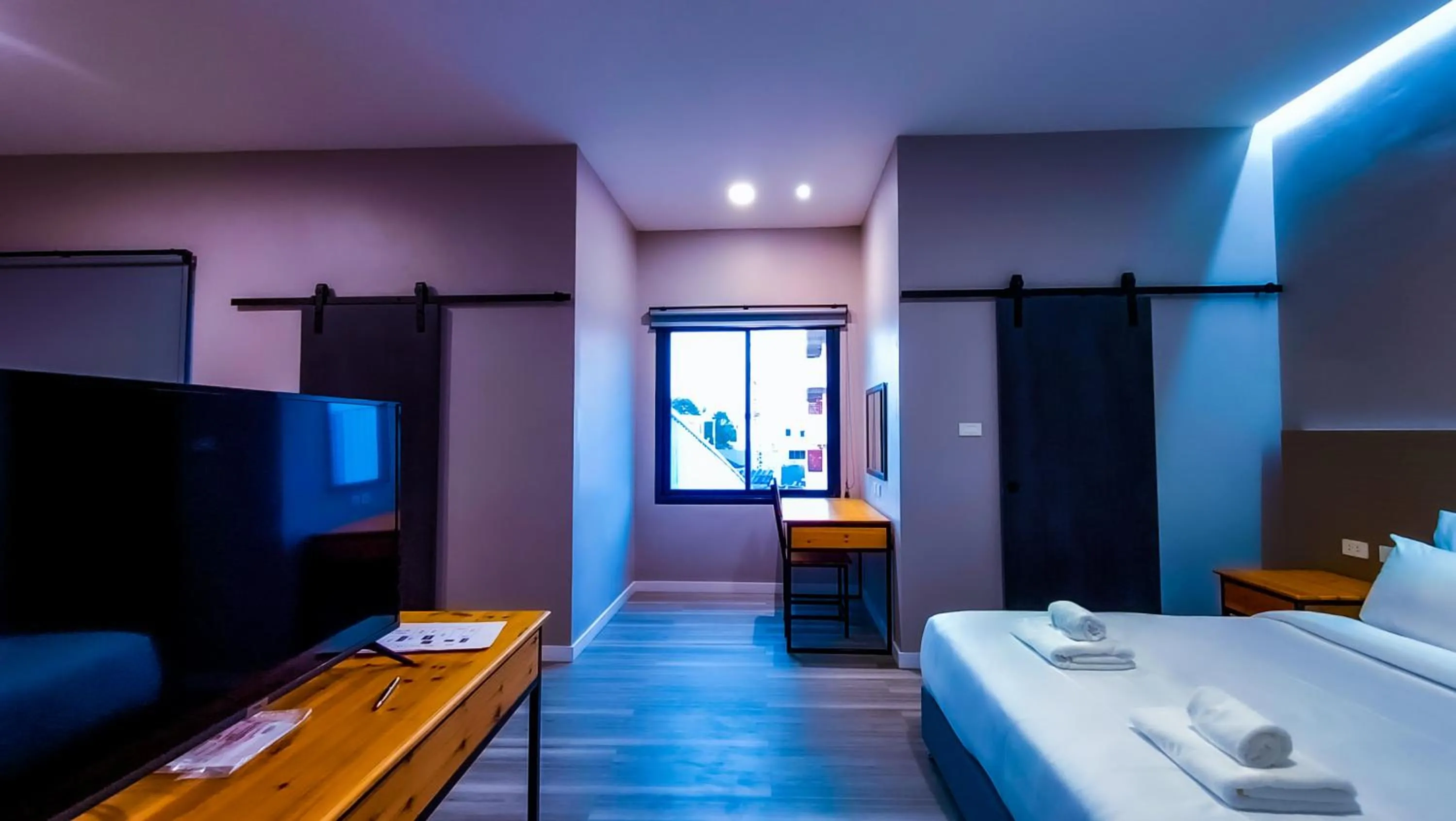 Bed in The Riva Vientiane Hotel