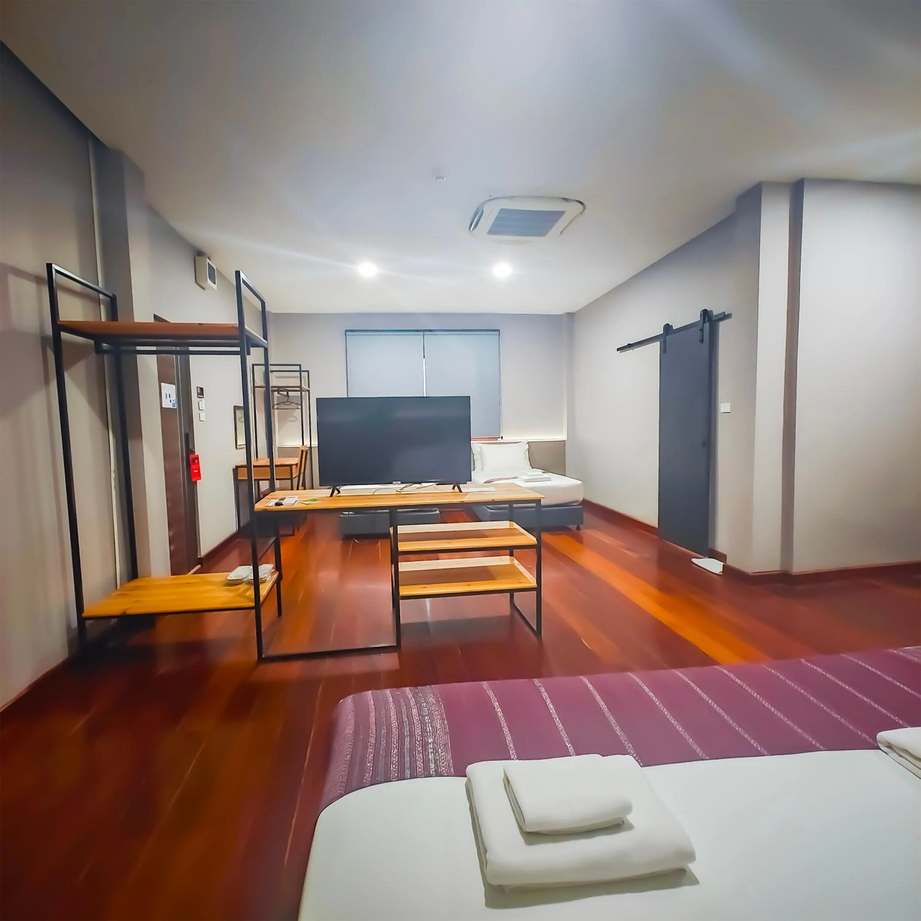 Bed in The Riva Vientiane Hotel