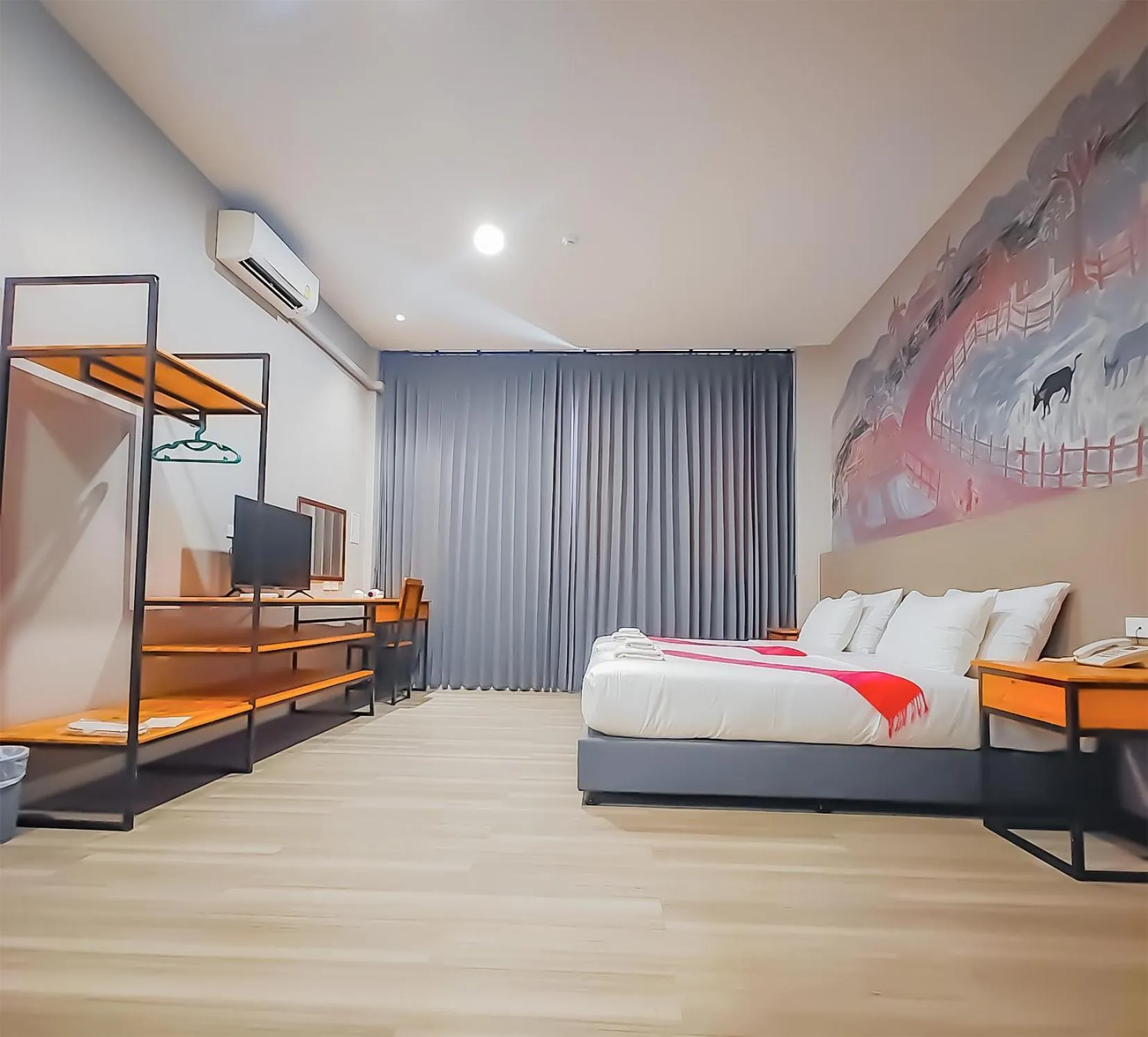 Bed in The Riva Vientiane Hotel