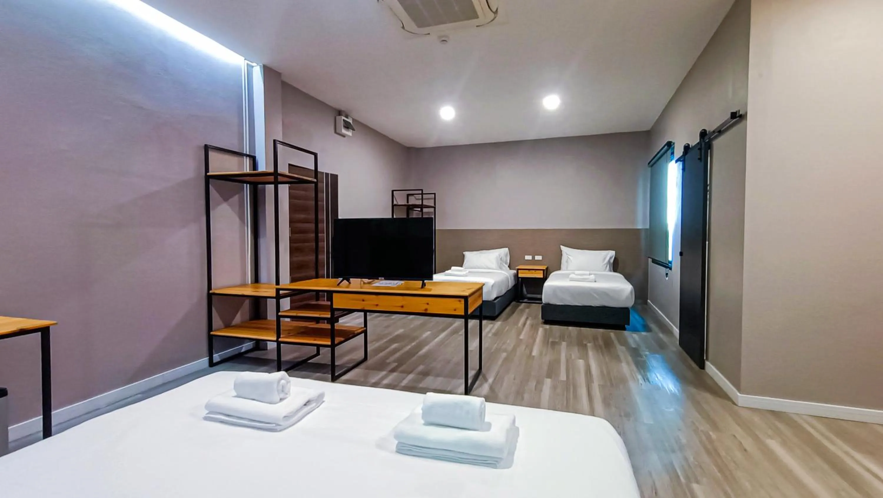 Bed in The Riva Vientiane Hotel