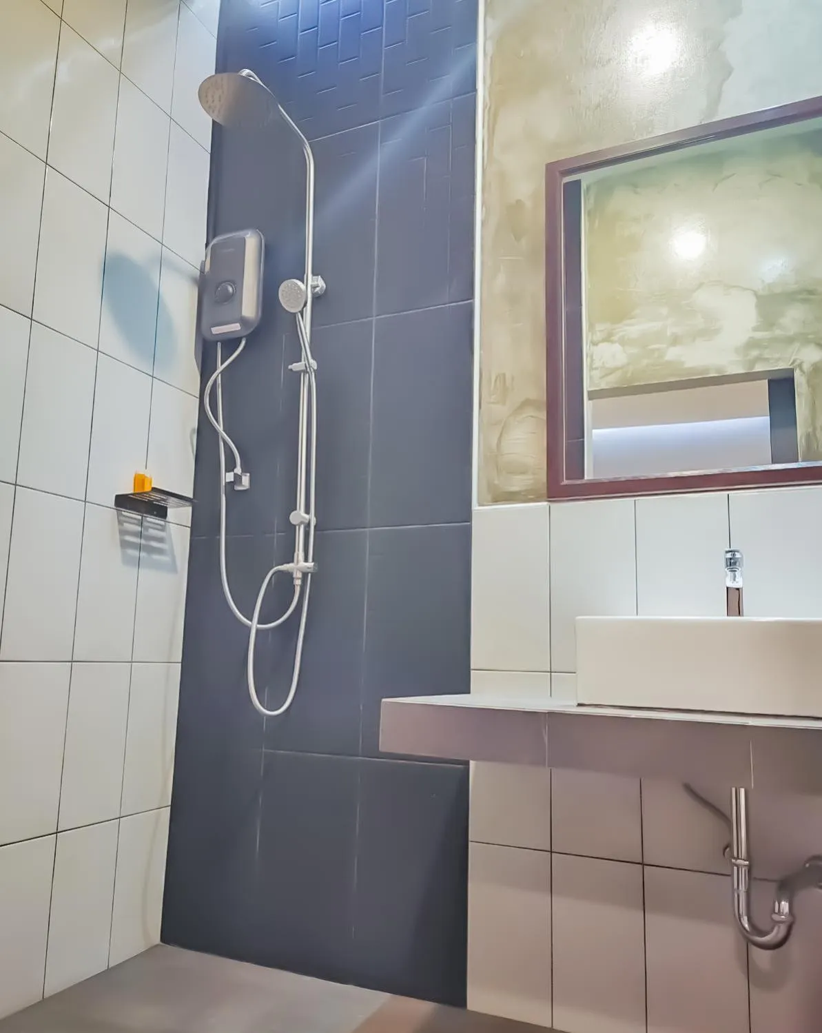 The Riva Vientiane Hotel