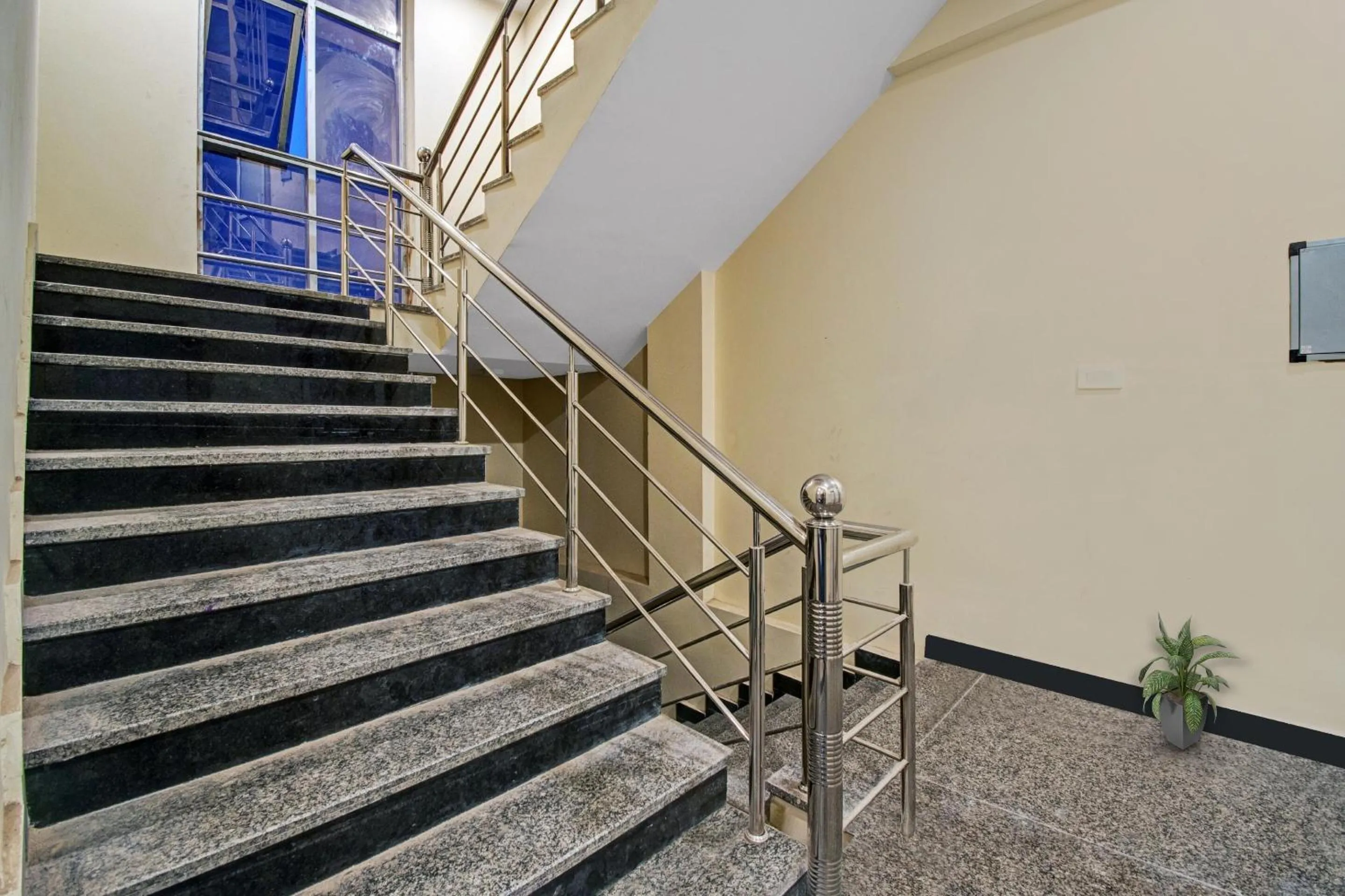 Other in Collection O Aloft