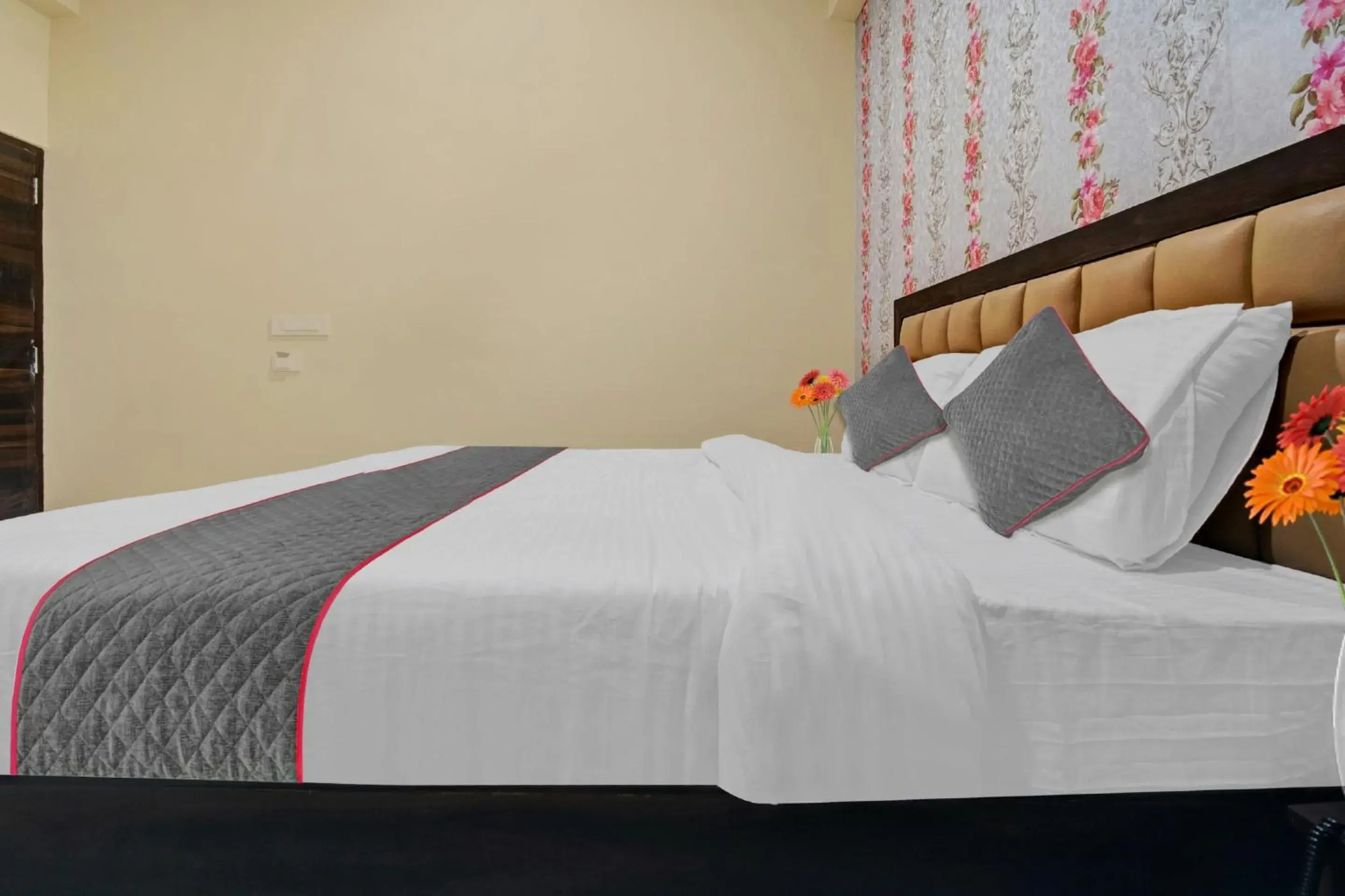 Bedroom, Bed in Collection O Aloft Bedroom, Bed in Collection O Aloft