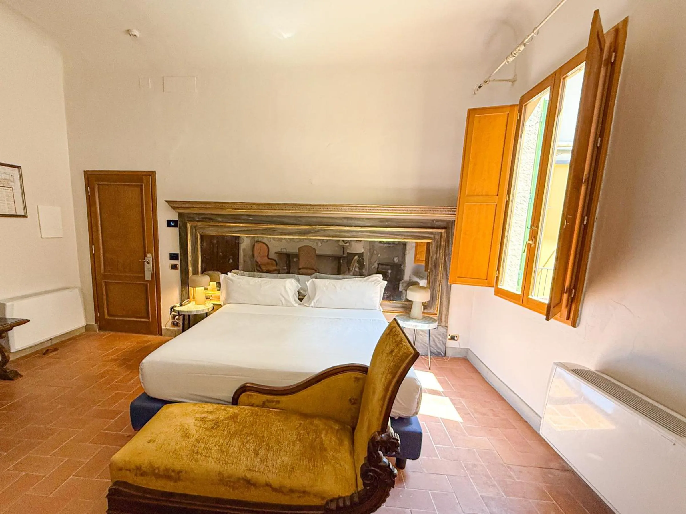 Bedroom, Bed in II Guelfo Bianco