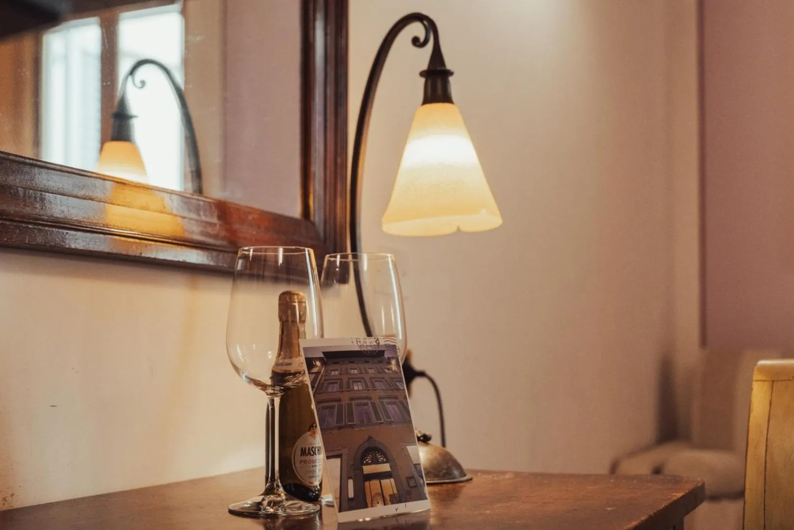 Decorative detail in II Guelfo Bianco