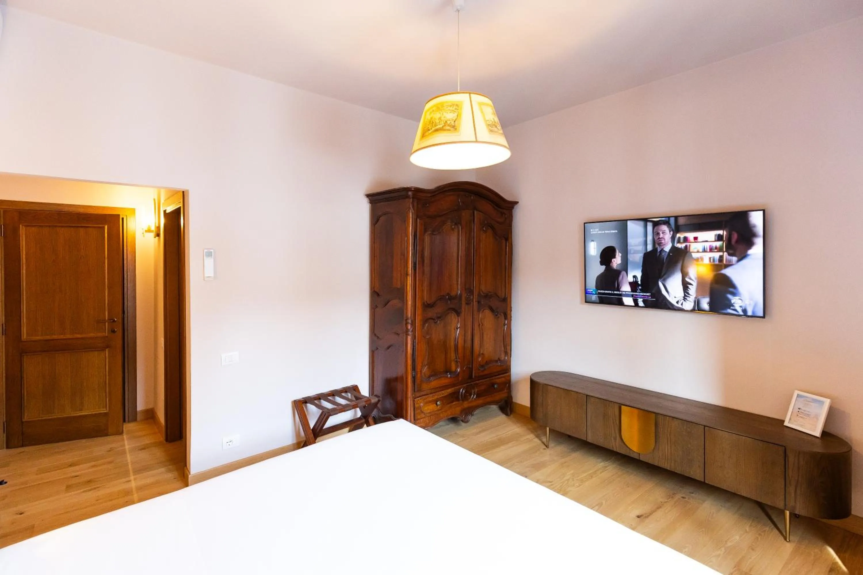 TV and multimedia, Bed in II Guelfo Bianco