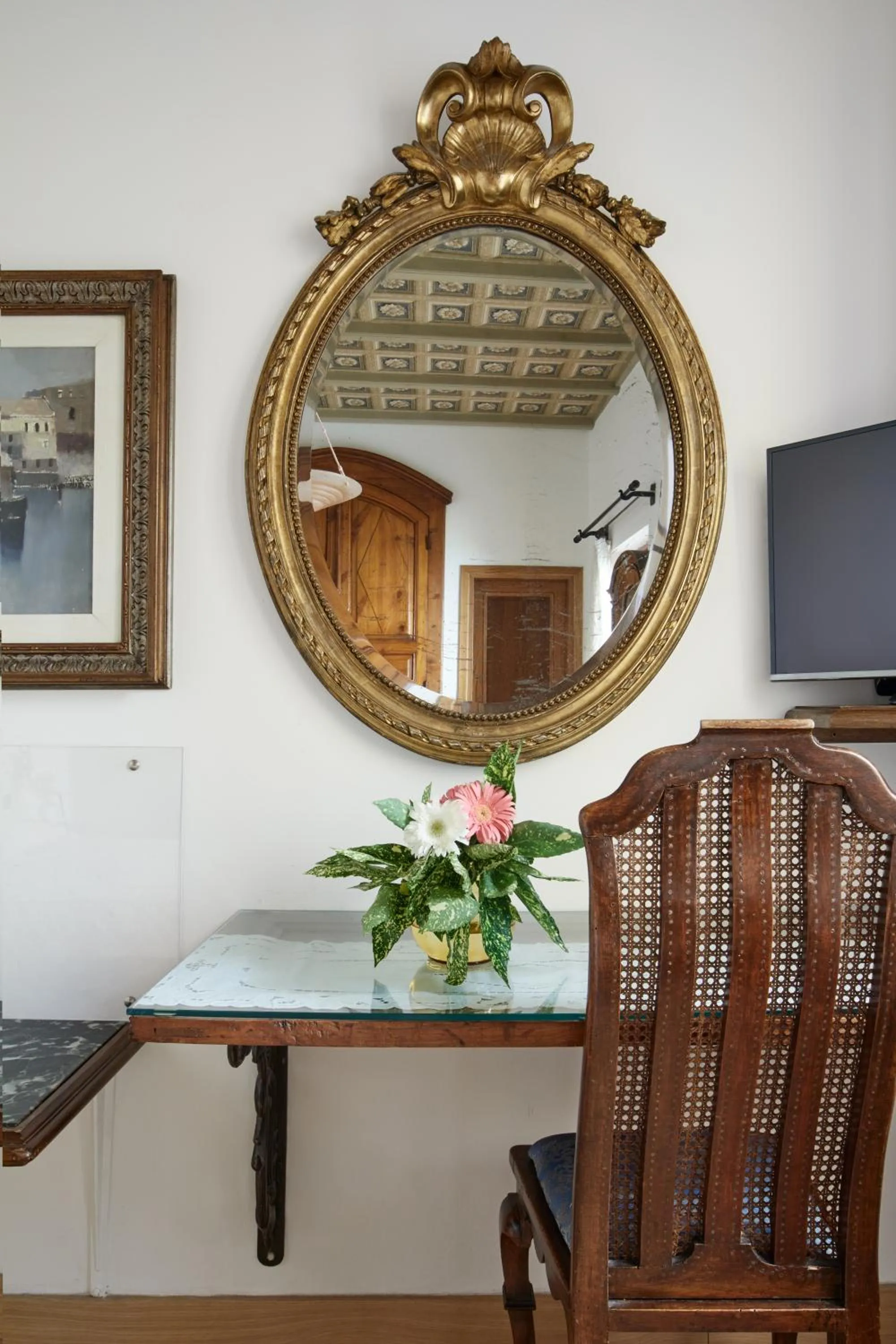 Decorative detail in II Guelfo Bianco