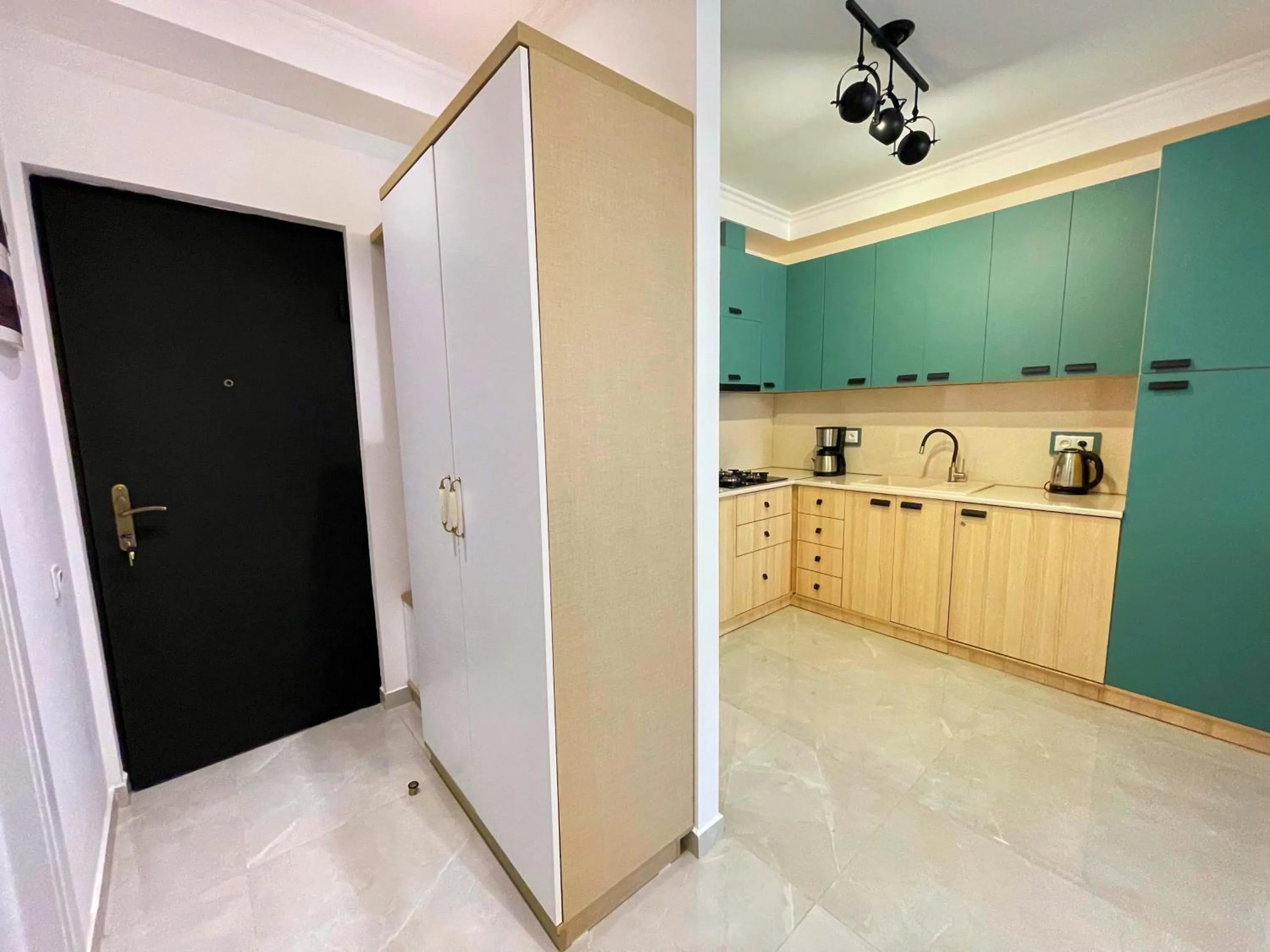 Kitchen or kitchenette in City Heart Luxury Apartment
