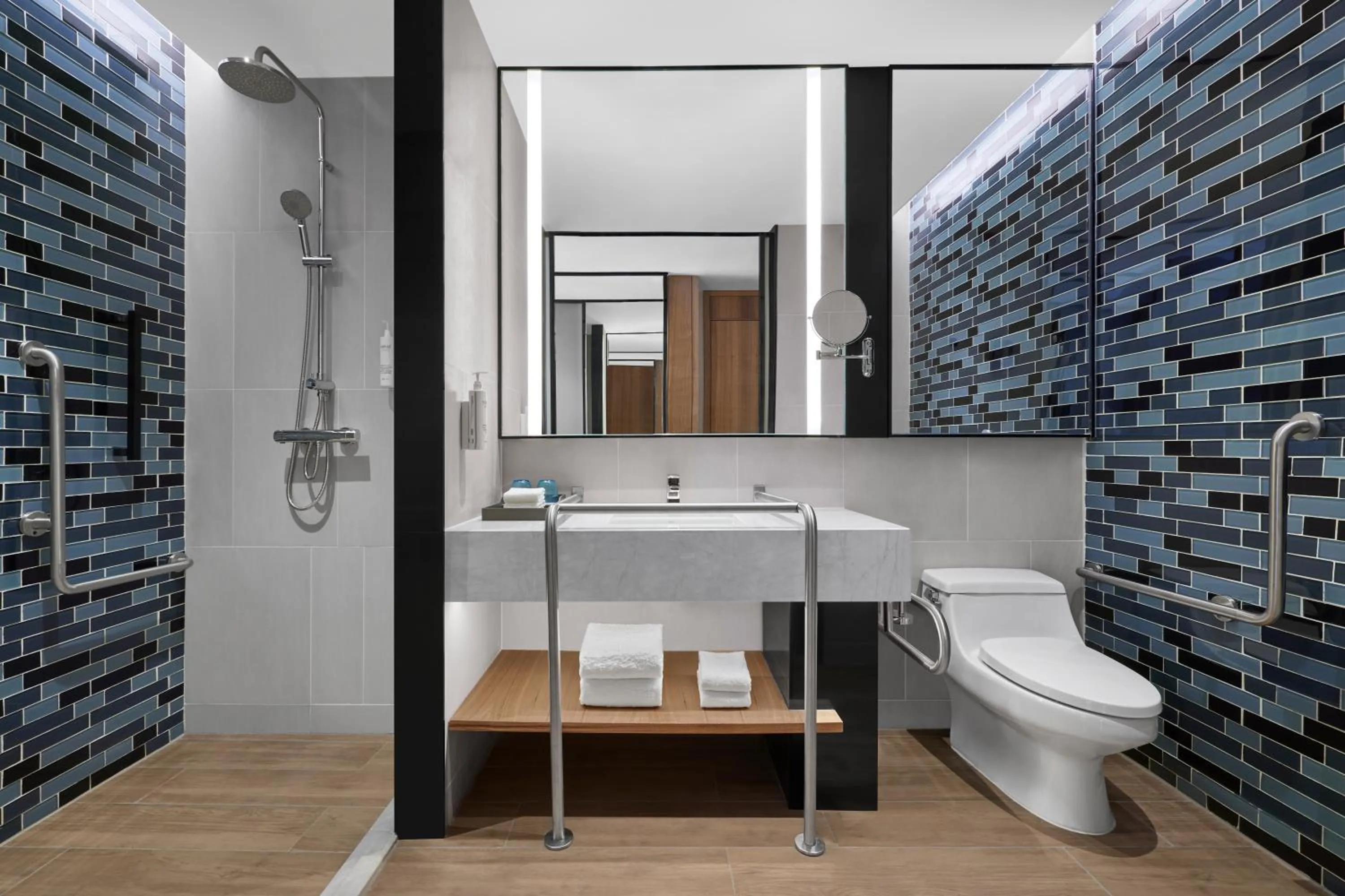 Toilet in Fairfield by Marriott Changzhou Jintan