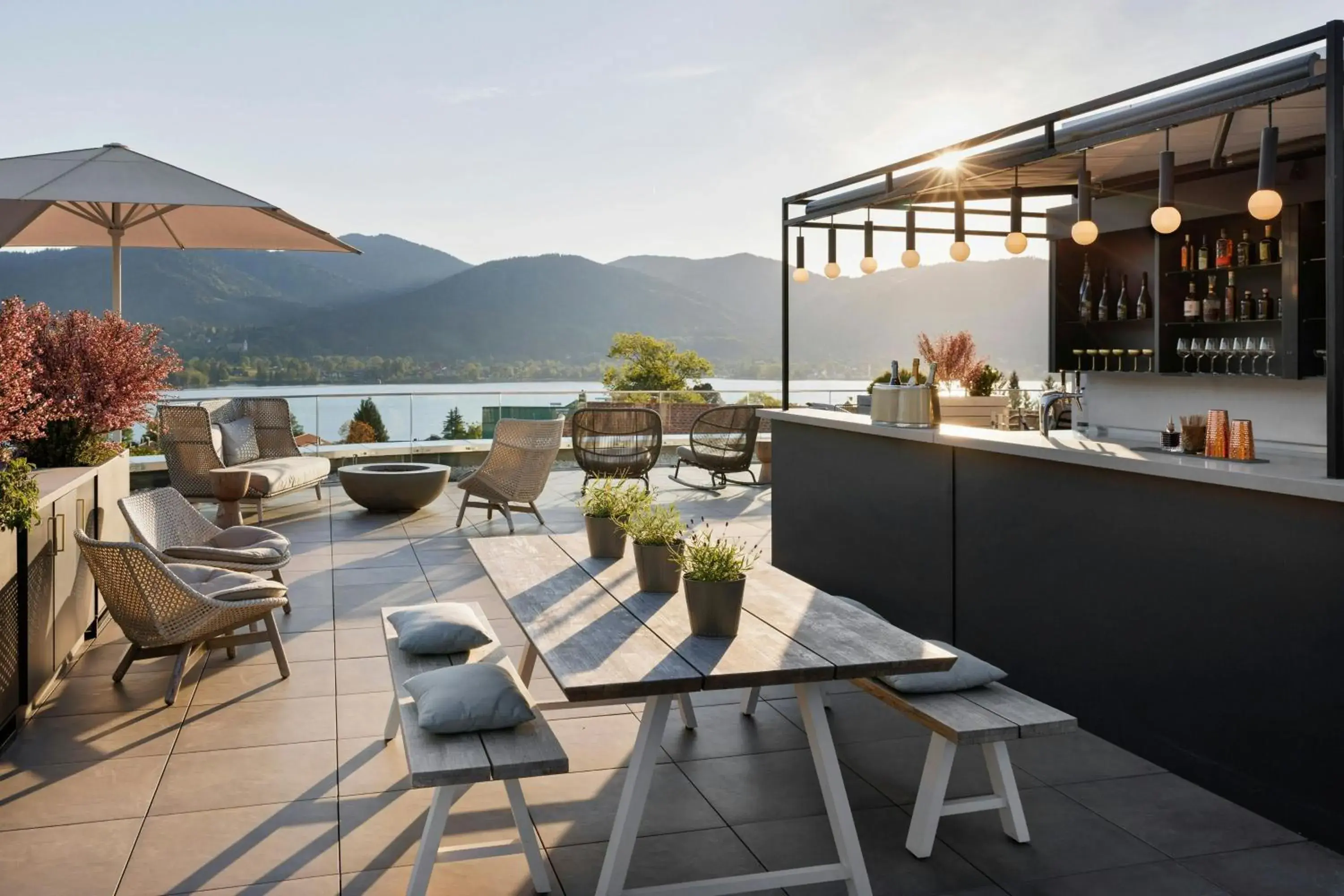 Lounge or bar in Caro & Selig, Tegernsee, Autograph Collection Lounge or bar in Caro & Selig, Tegernsee, Autograph Collection